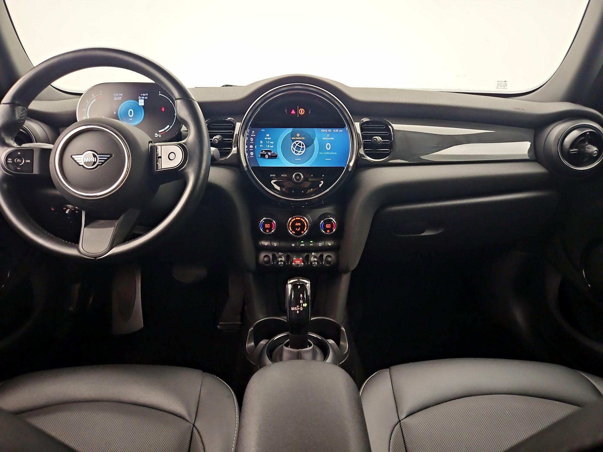 Thumbnail: 2022 MINI Cooper Hardtop - 9