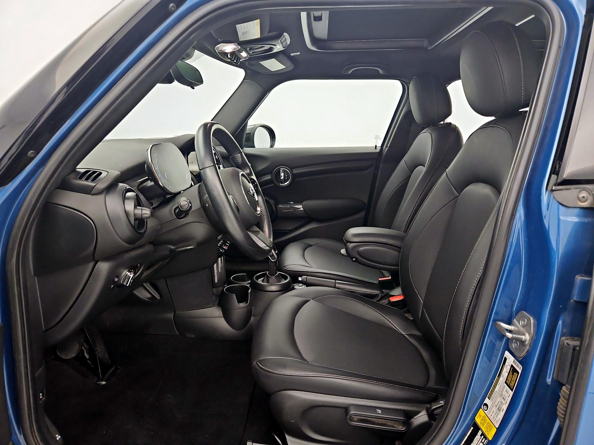 Thumbnail: 2022 MINI Cooper Hardtop - 11