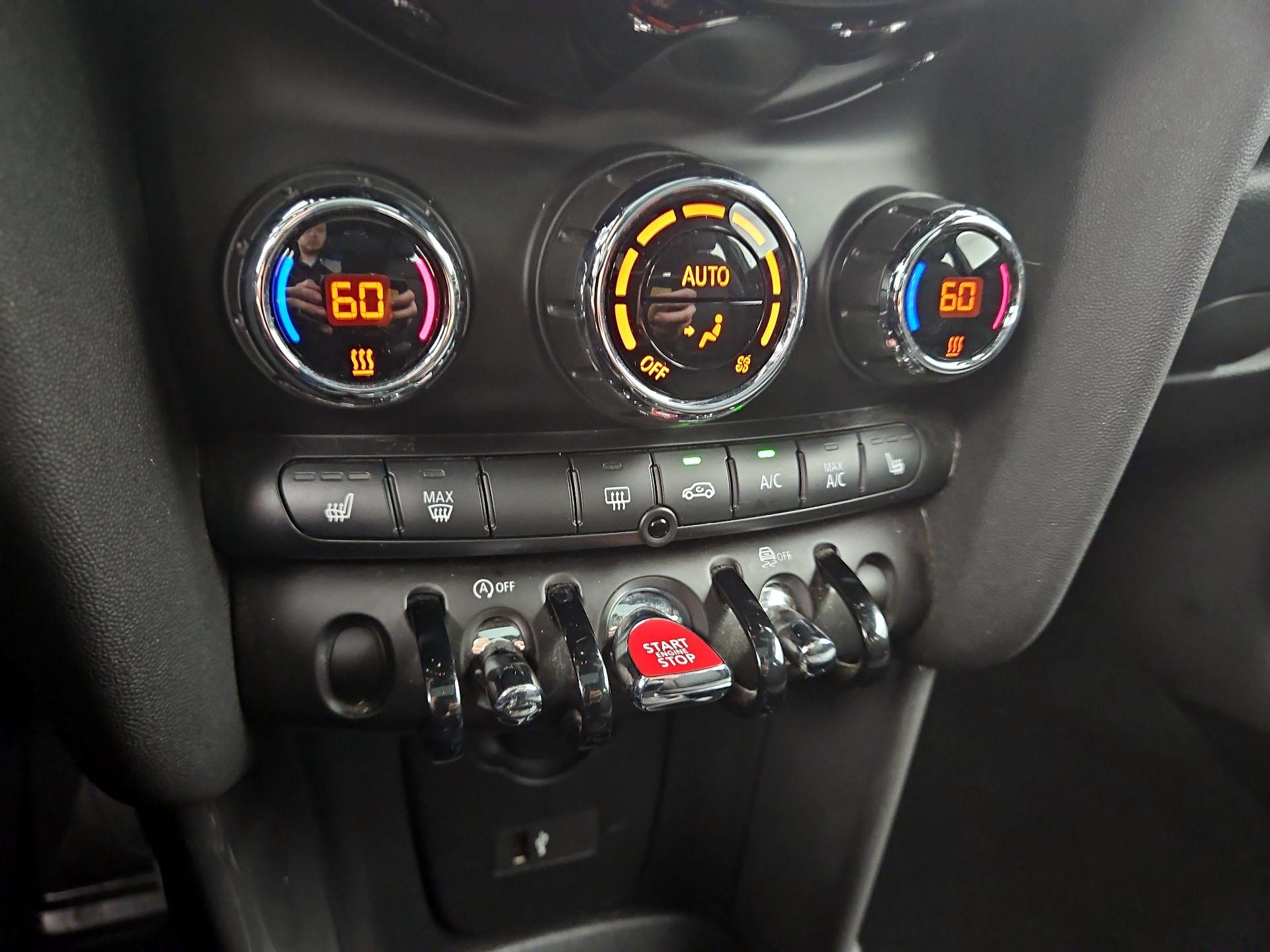 Thumbnail: 2022 MINI Cooper Hardtop - 16