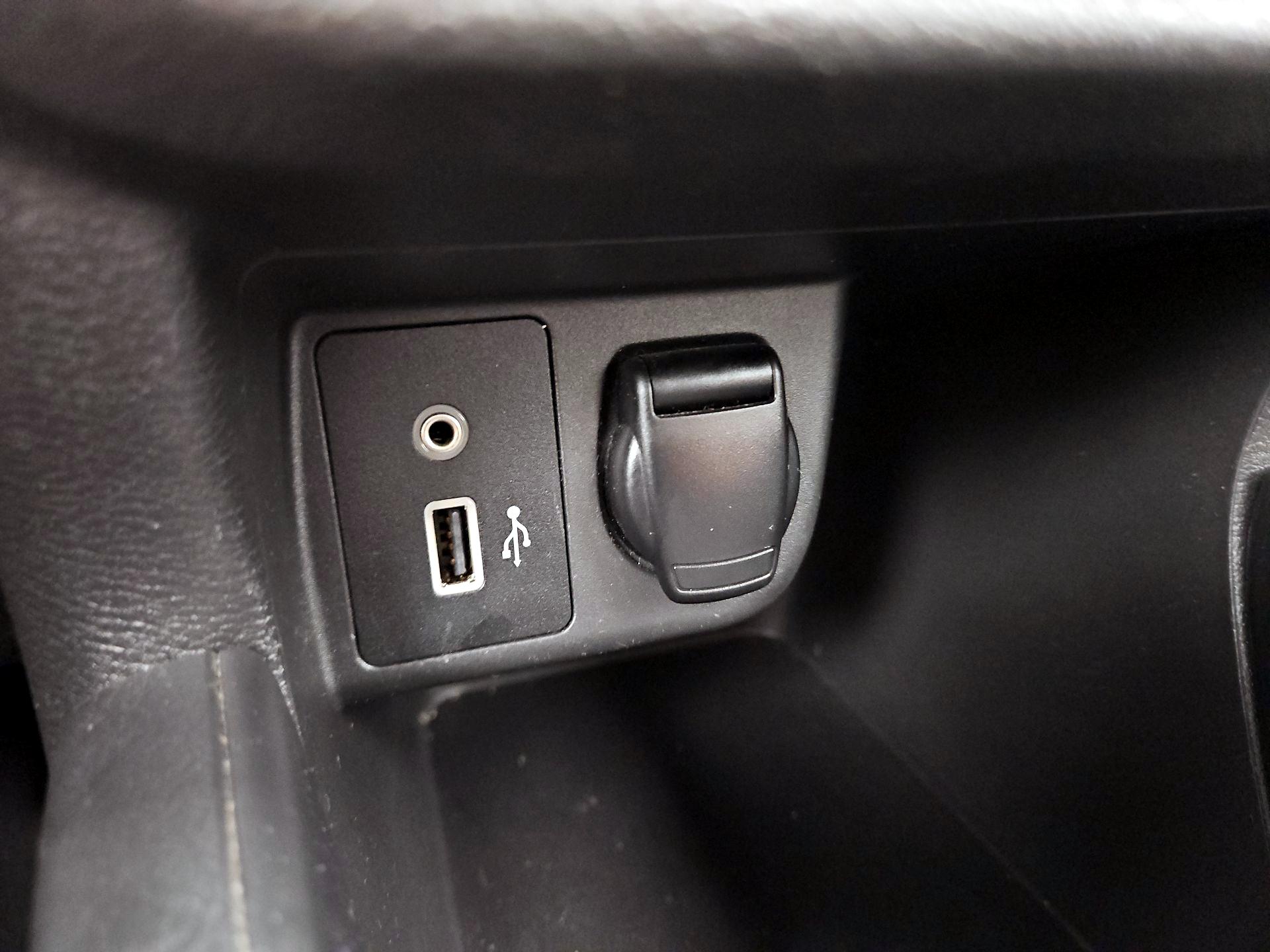Thumbnail: 2020 Nissan Versa - 18