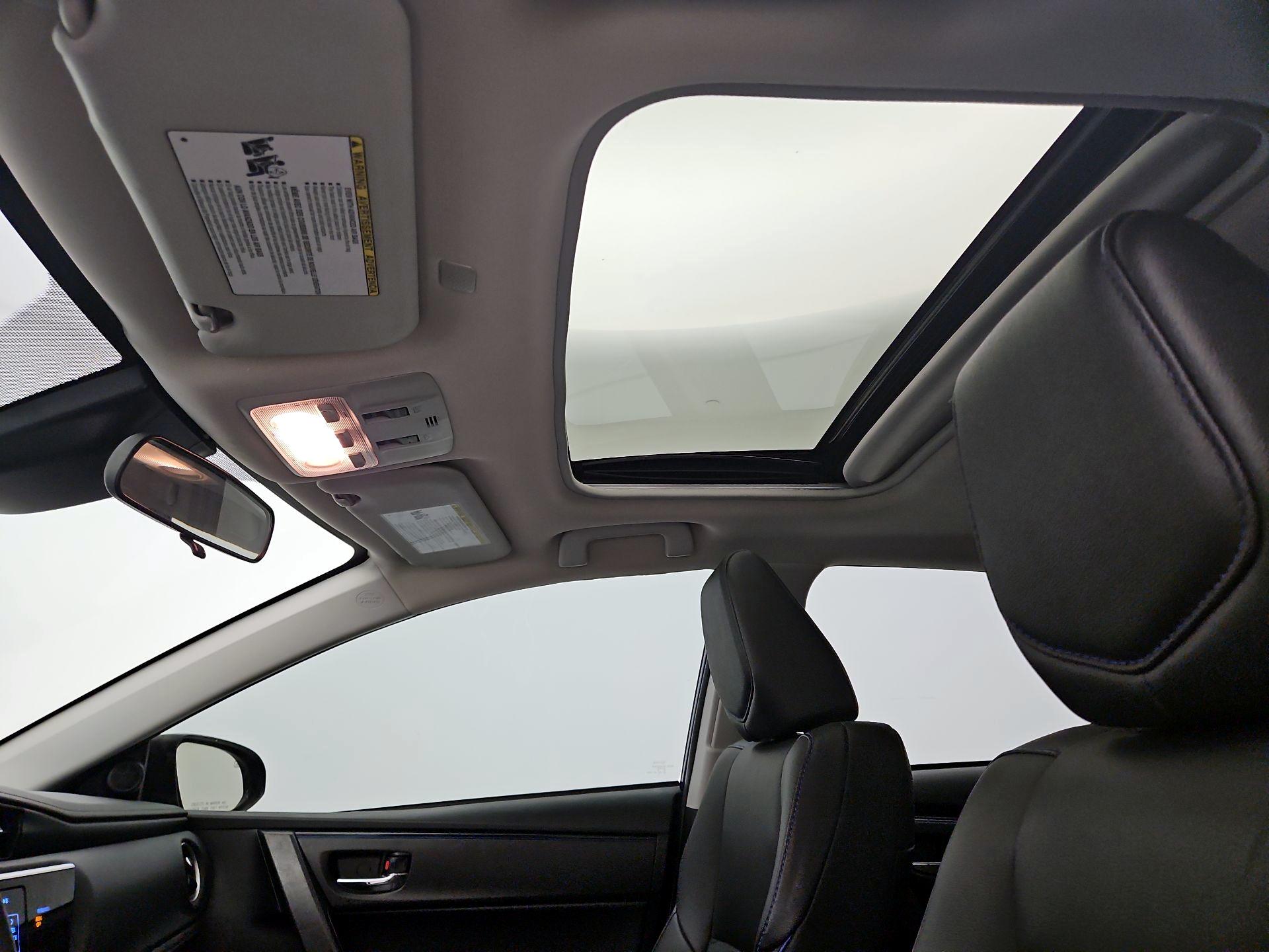 Thumbnail: 2019 Toyota Corolla - 19