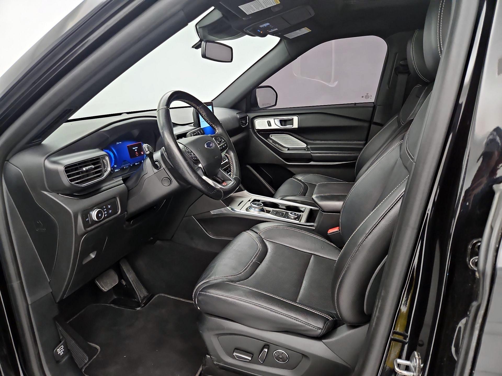Thumbnail: 2020 Ford Explorer - 11