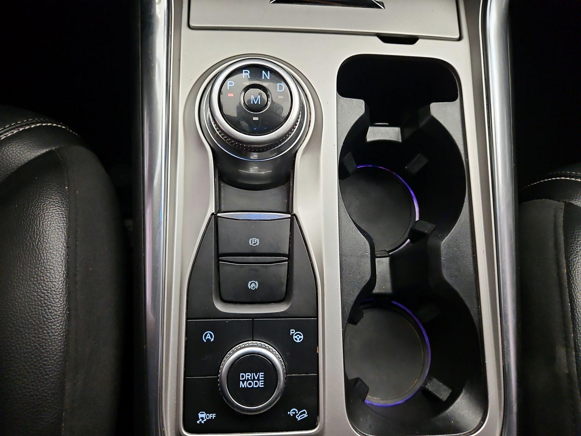 Thumbnail: 2020 Ford Explorer - 18