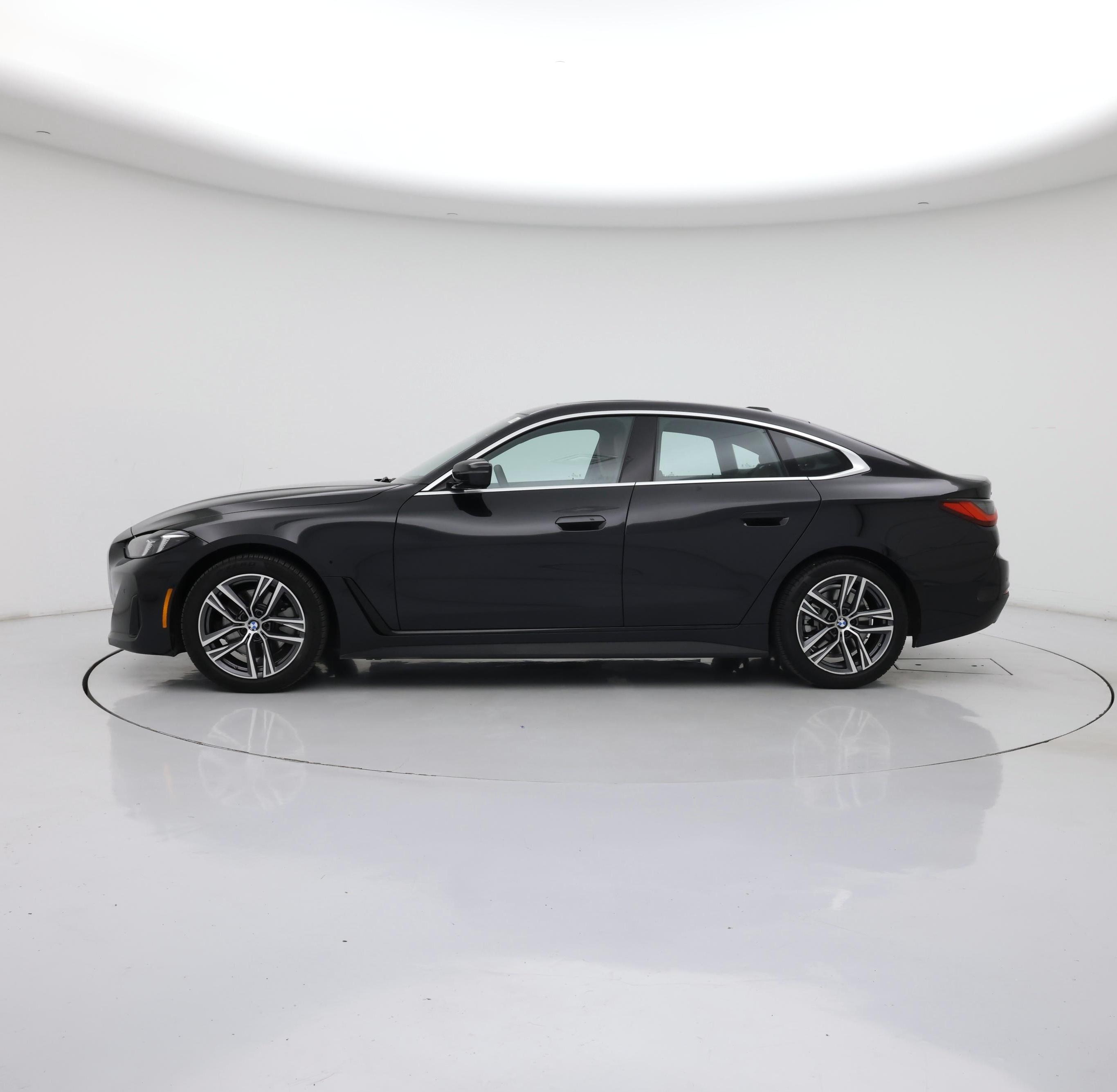 Thumbnail: 2025 BMW 4 Series - 3