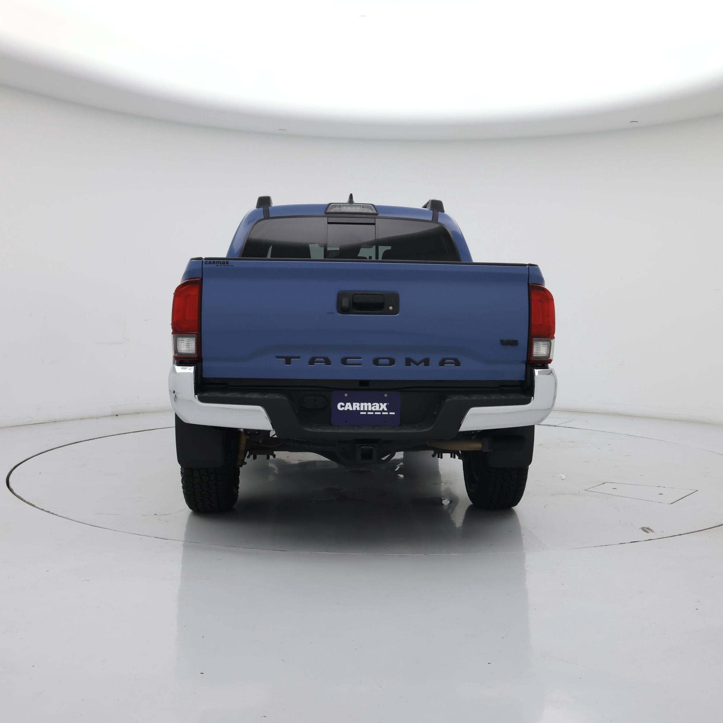 Thumbnail: 2019 Toyota Tacoma - 6
