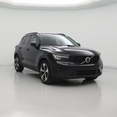 2023 Volvo XC40 B4 Ultimate Dark Theme