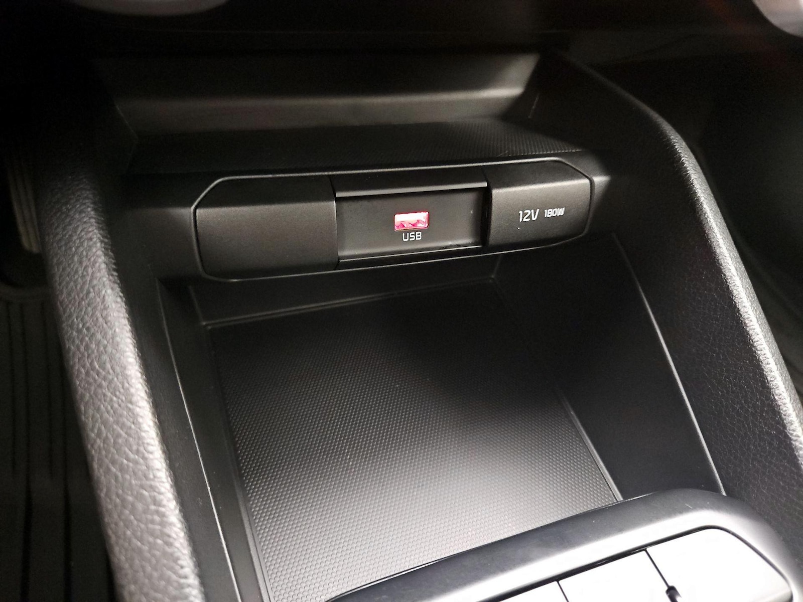 2023 Kia Rio 5-Door S - Photo 19