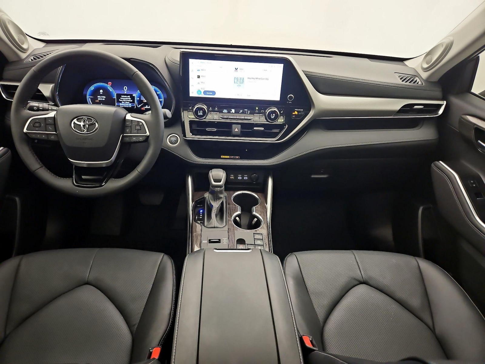 2026 Toyota Highlander Platinum - Photo 10