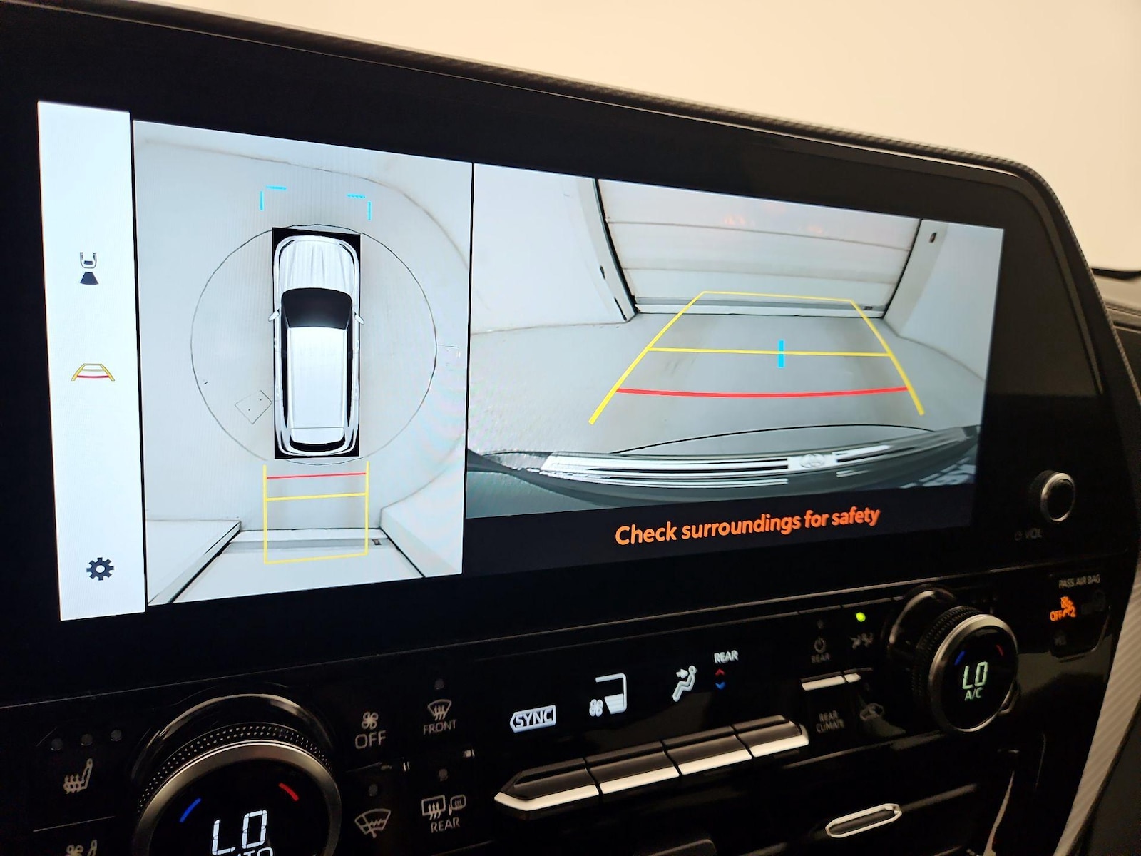 2026 Toyota Highlander Platinum - Photo 15