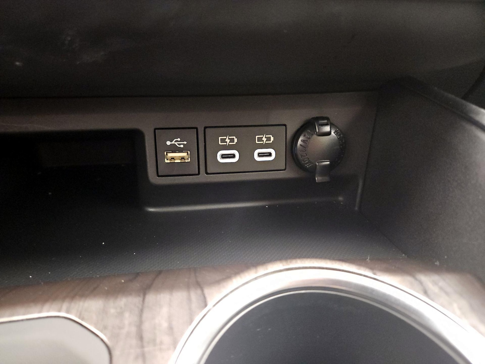 2026 Toyota Highlander Platinum - Photo 19