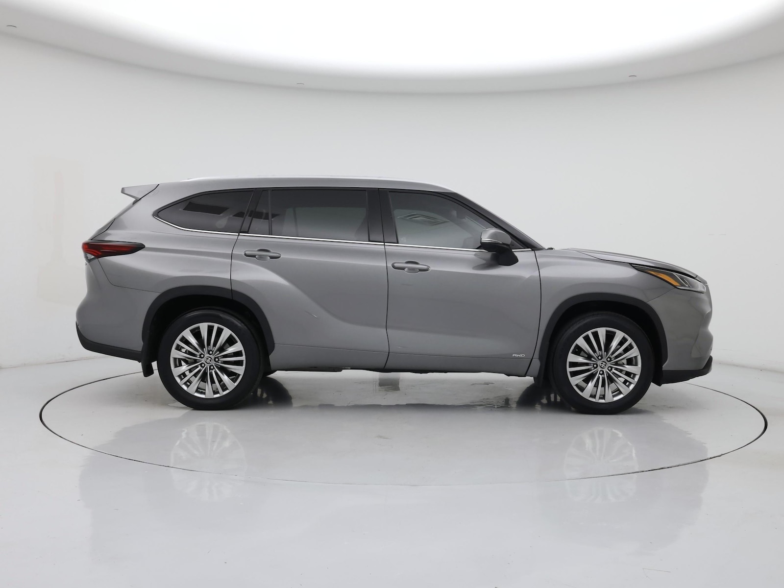 2026 Toyota Highlander Platinum - Photo 8