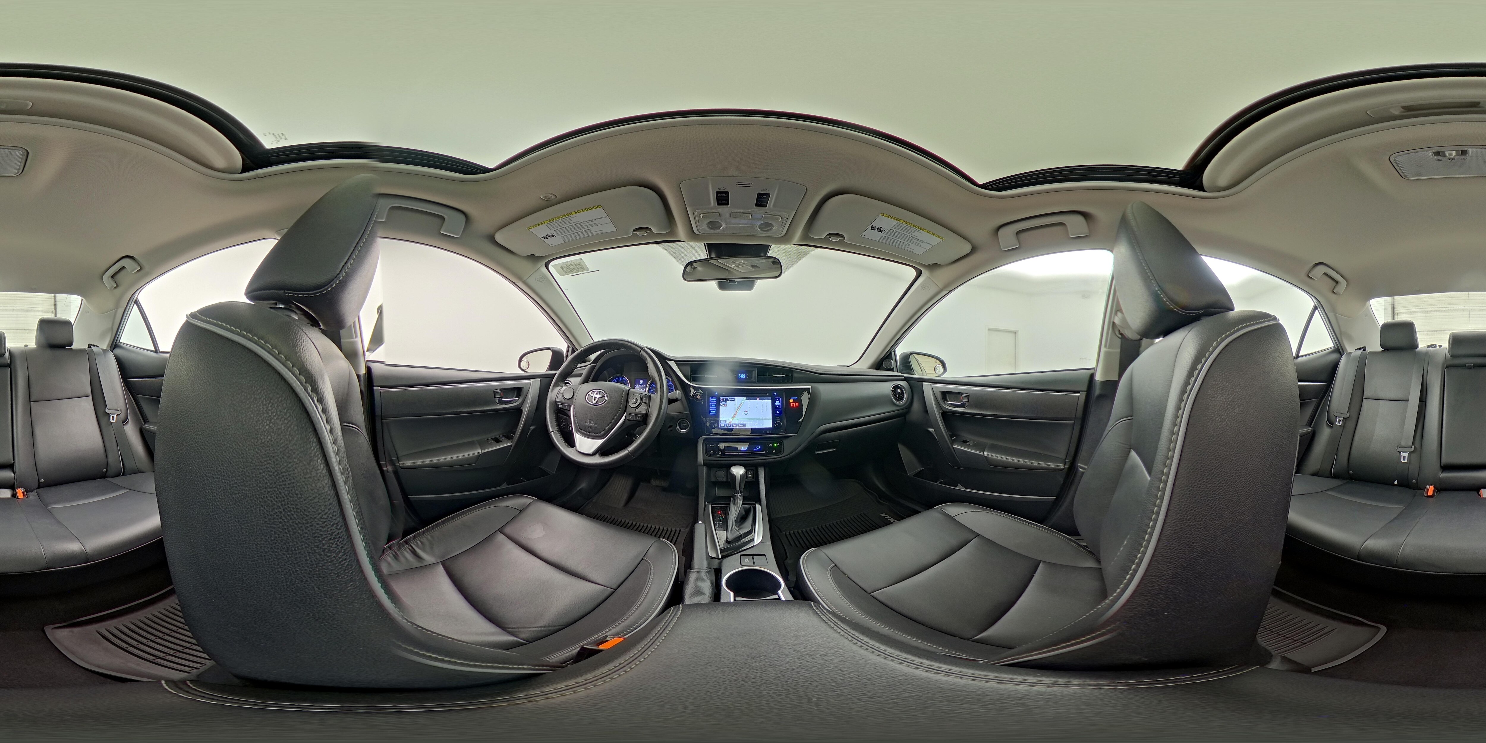 2018 Toyota Corolla XLE - Photo 26