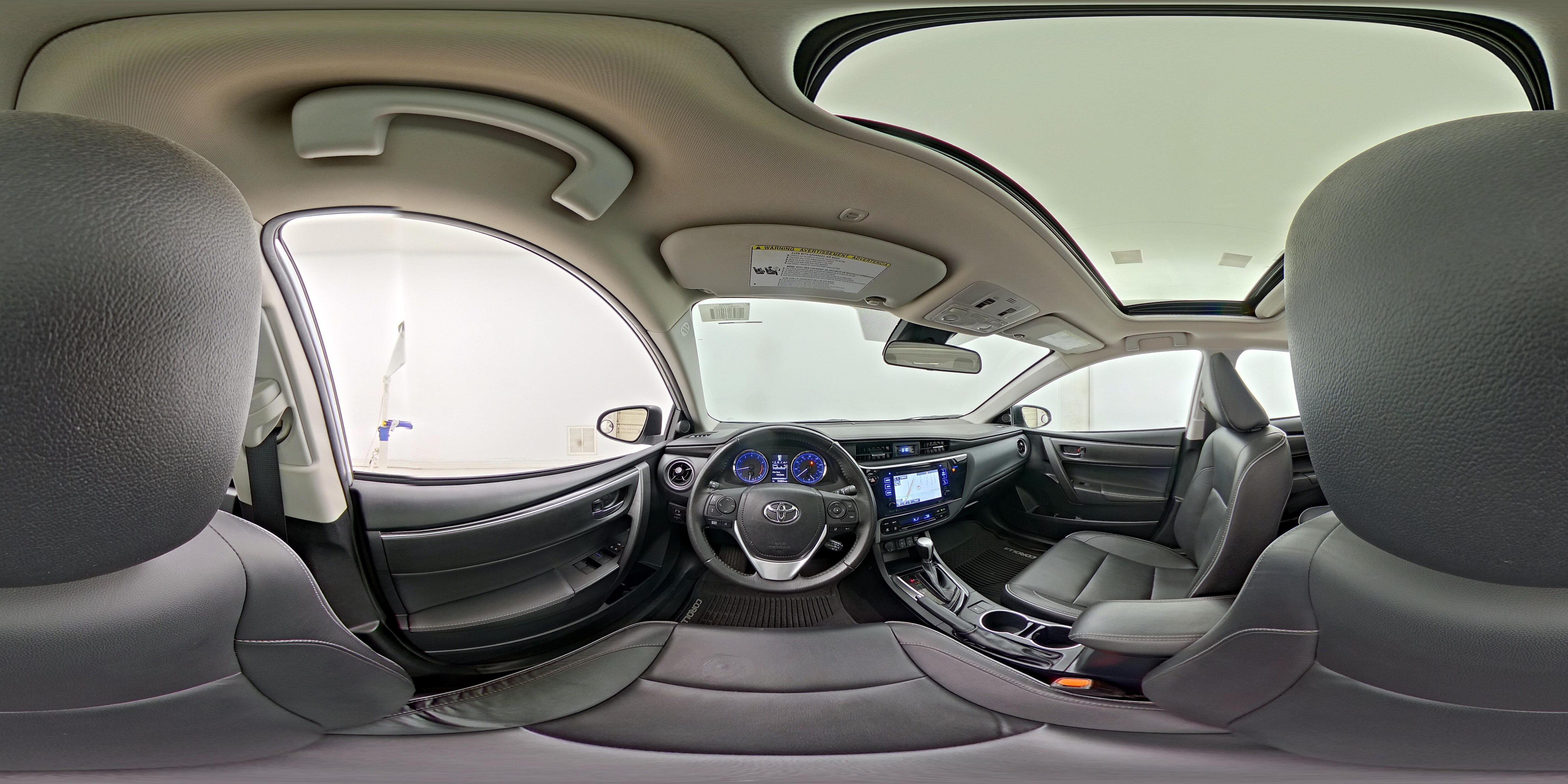 2018 Toyota Corolla XLE - Photo 28
