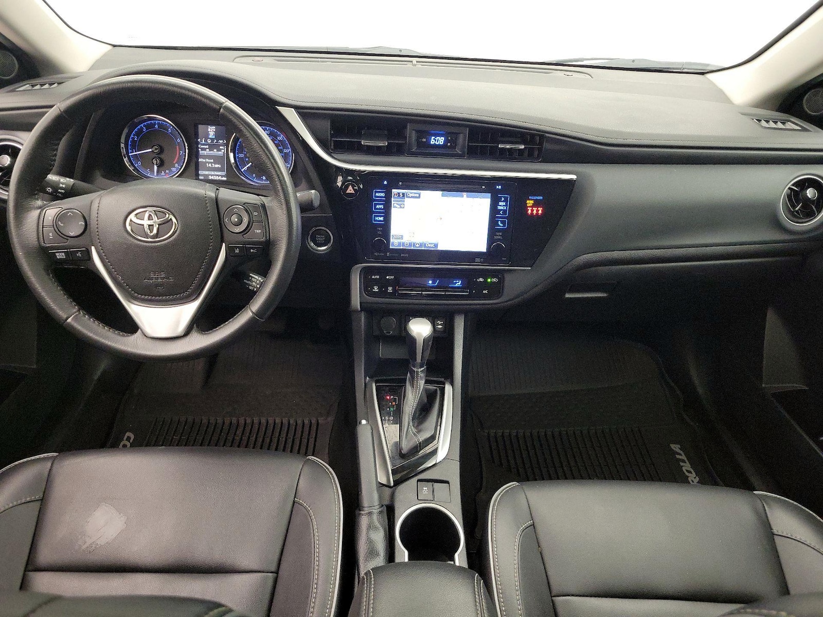 2018 Toyota Corolla XLE - Photo 10