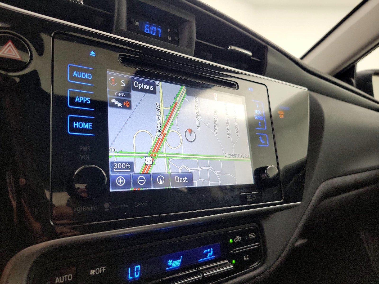 2018 Toyota Corolla XLE - Photo 15