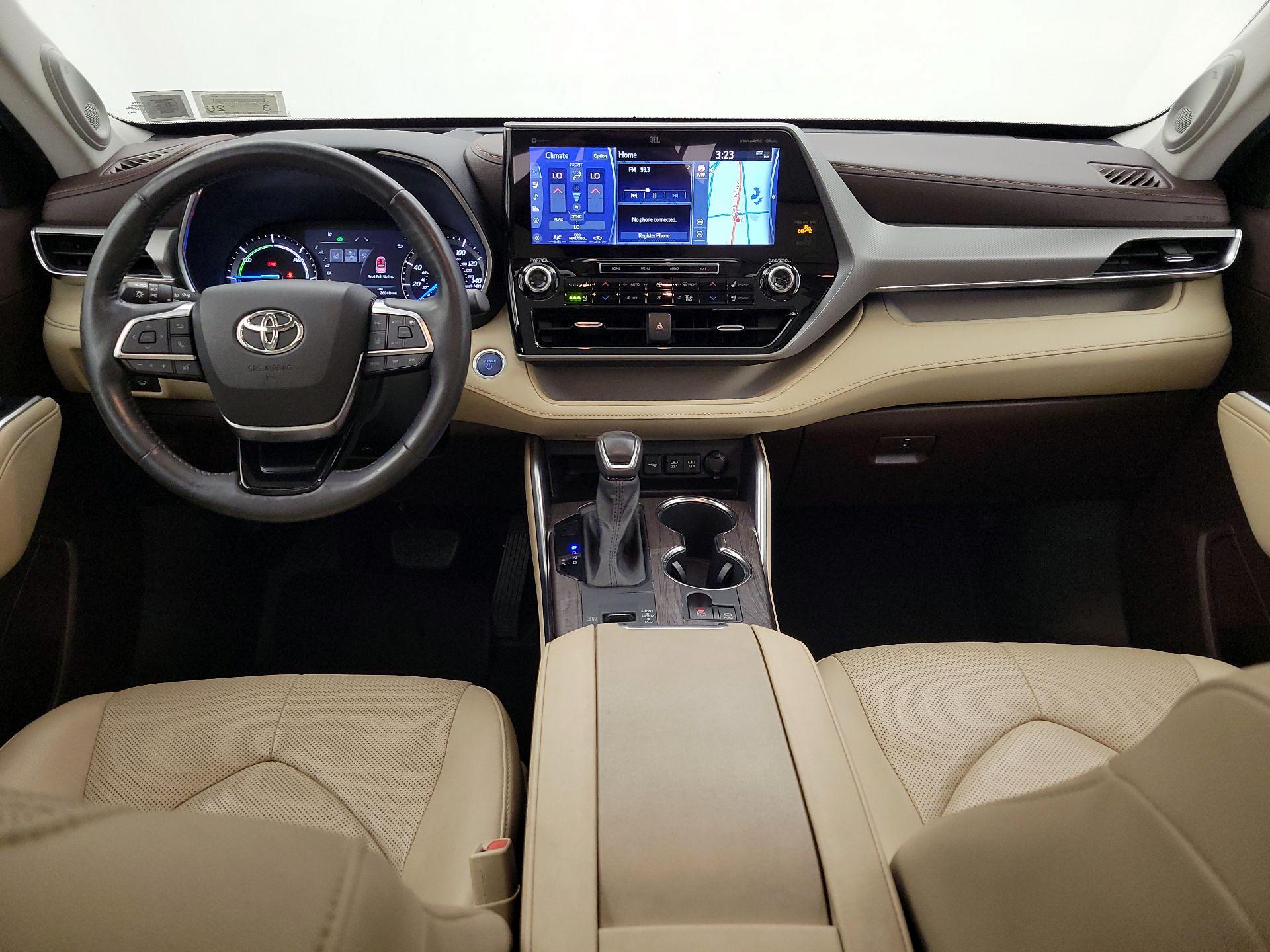 Thumbnail: 2021 Toyota Highlander - 9