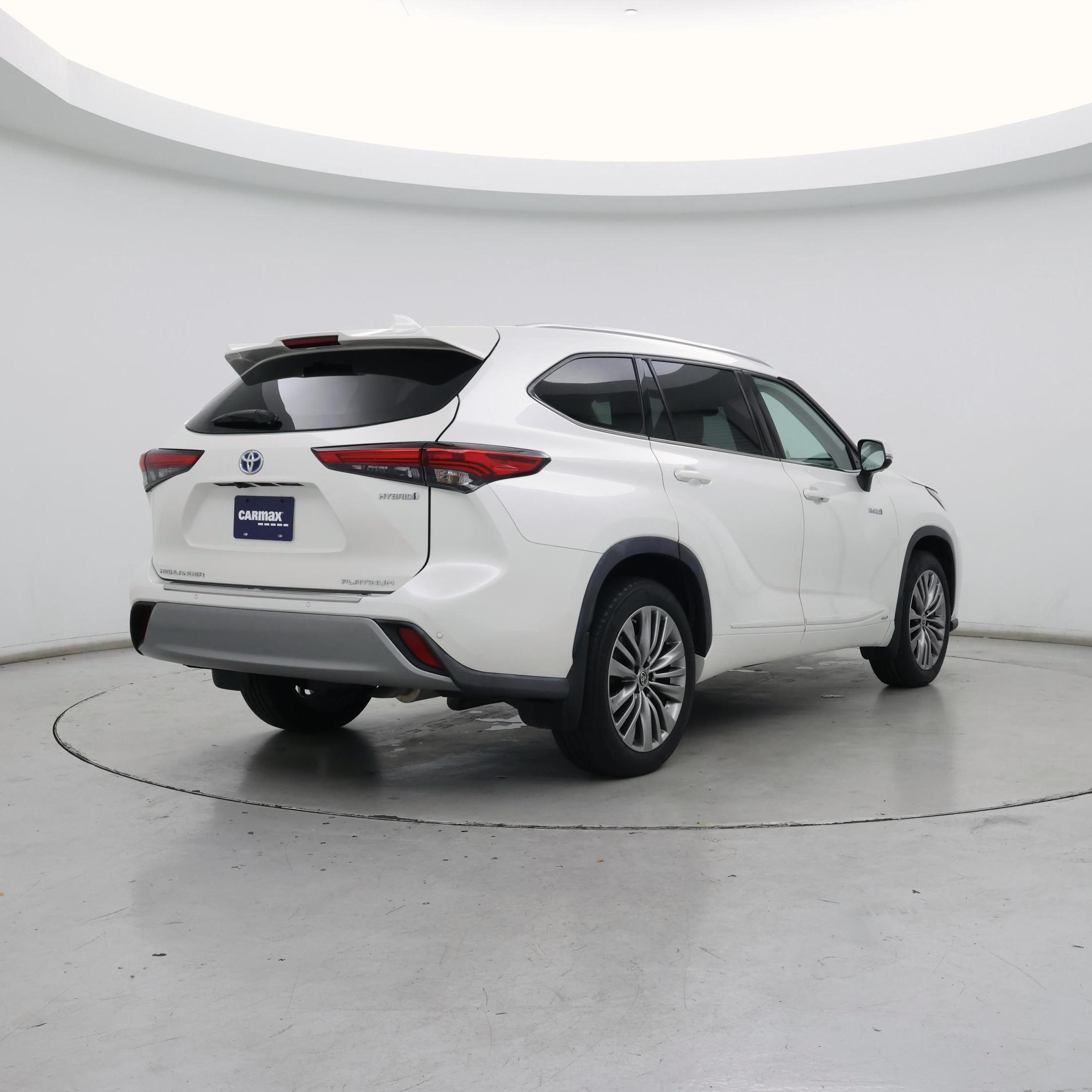 Thumbnail: 2021 Toyota Highlander - 8