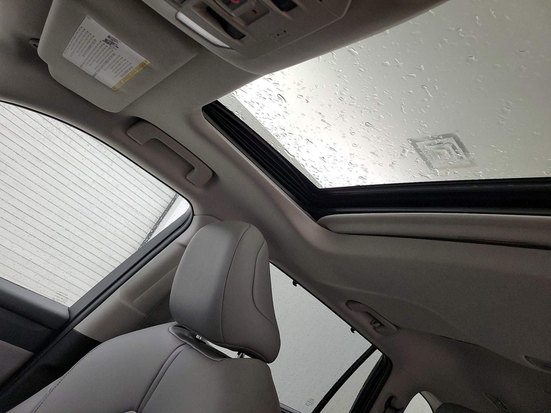 Thumbnail: 2021 Toyota Highlander - 19