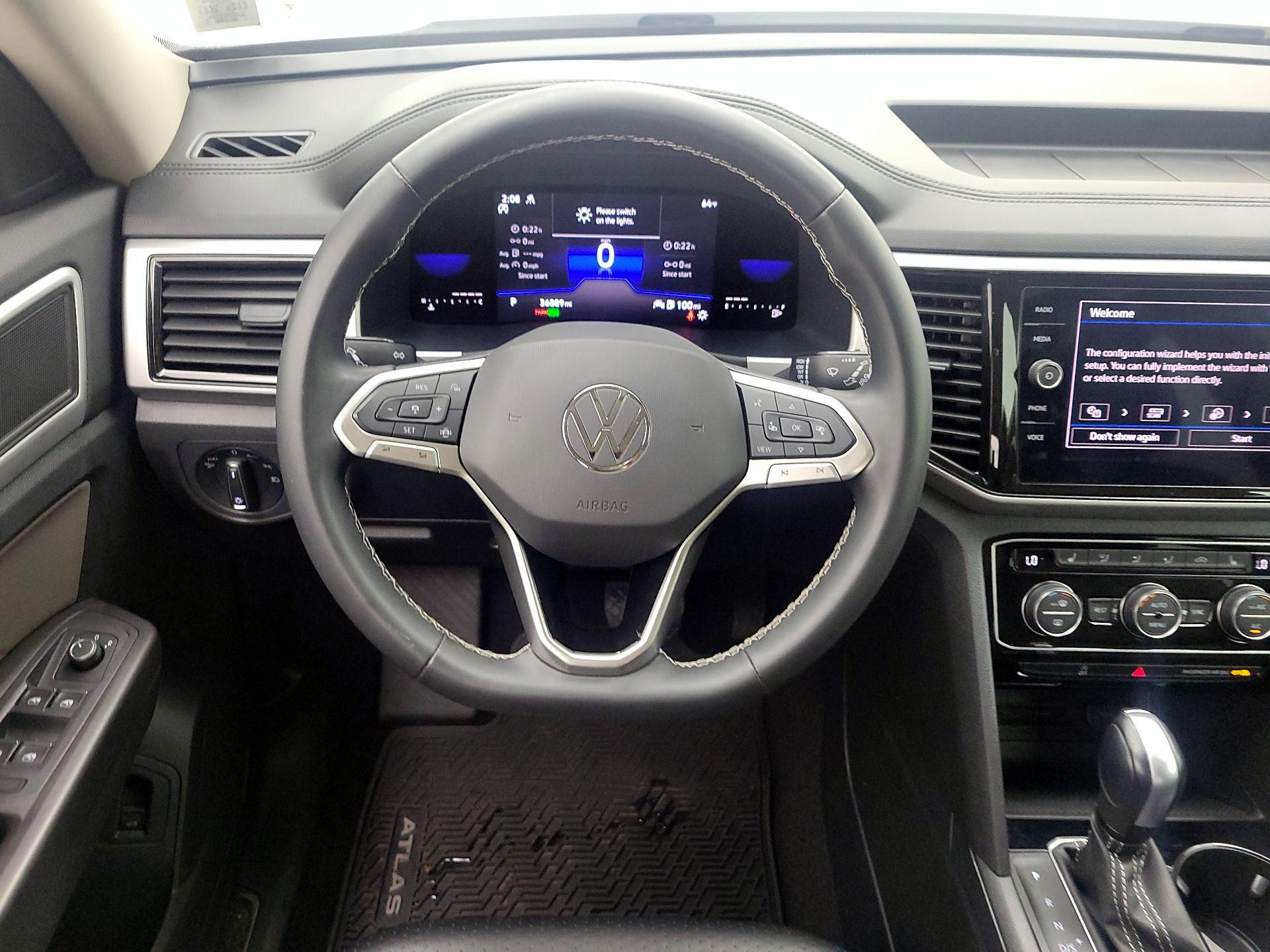Thumbnail: 2022 Volkswagen Atlas - 10