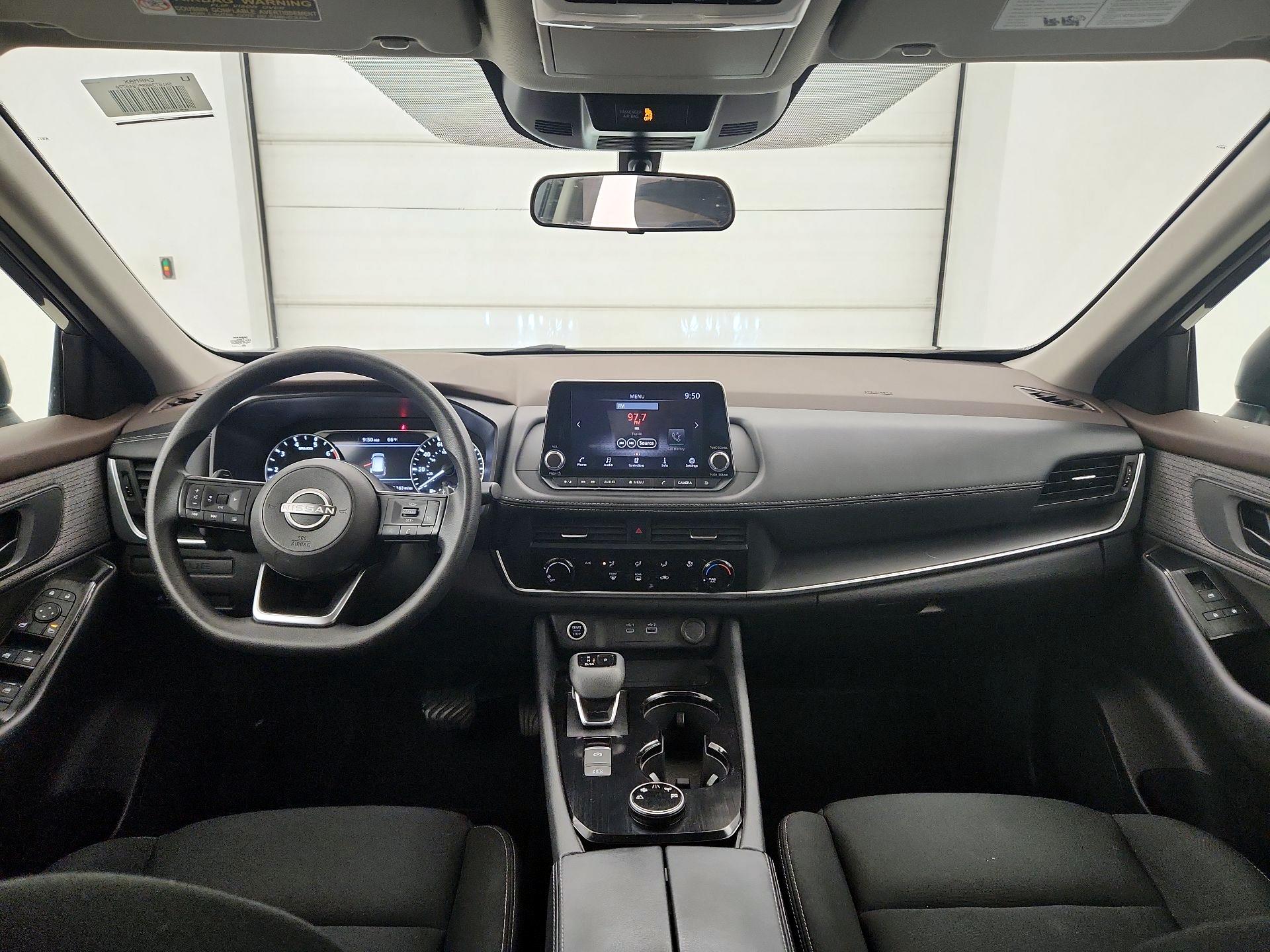 Thumbnail: 2023 Nissan Rogue - 9