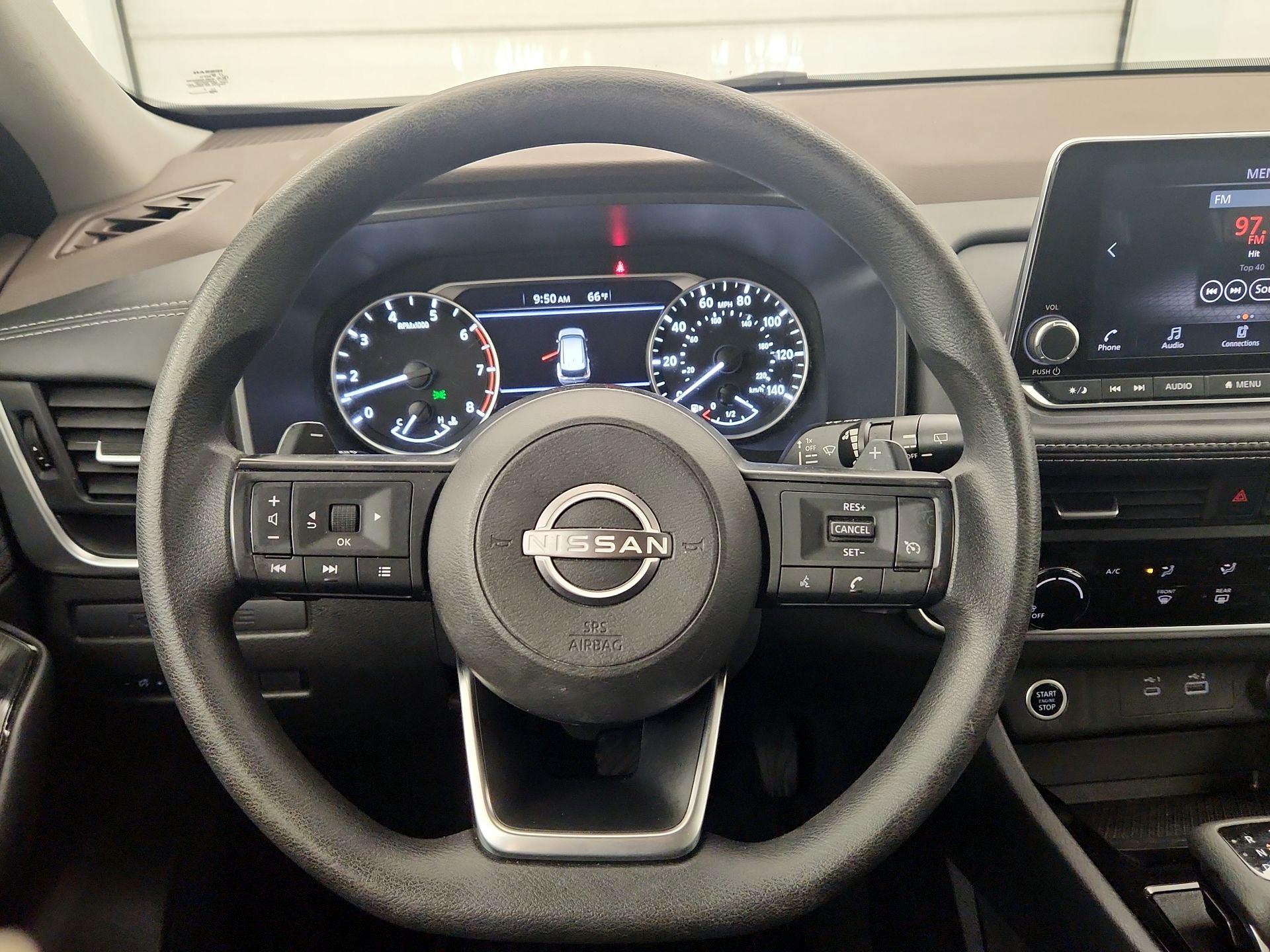 Thumbnail: 2023 Nissan Rogue - 10
