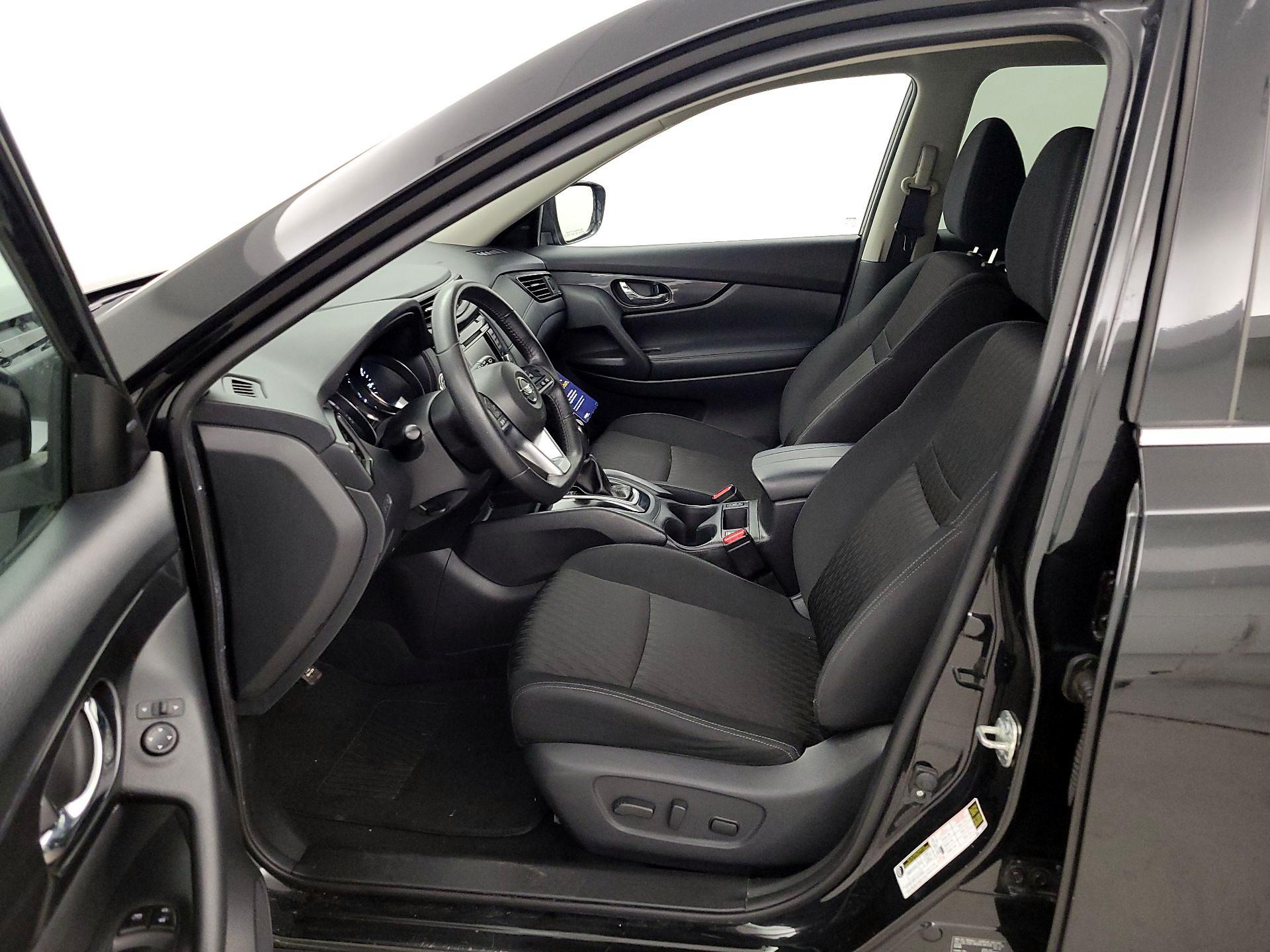 Thumbnail: 2019 Nissan Rogue - 11