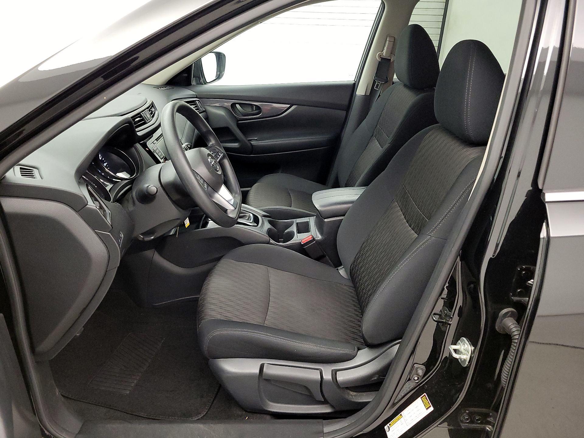 Thumbnail: 2020 Nissan Rogue - 11