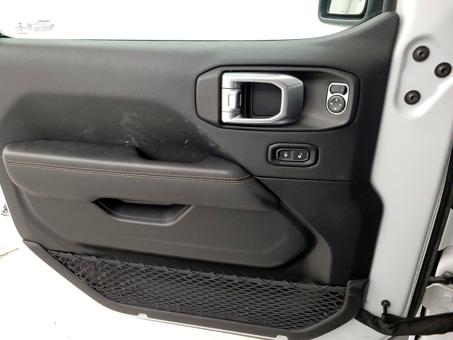 Thumbnail: 2020 Jeep Wrangler - 12