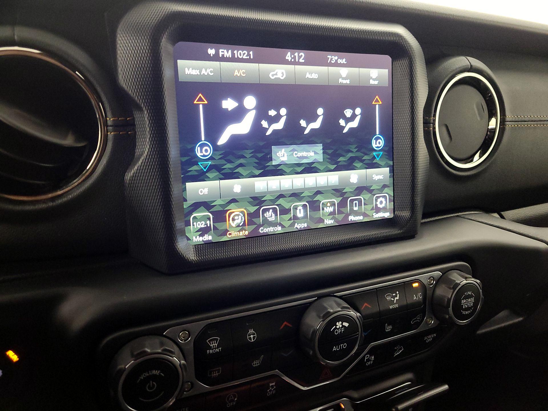 Thumbnail: 2020 Jeep Wrangler - 17