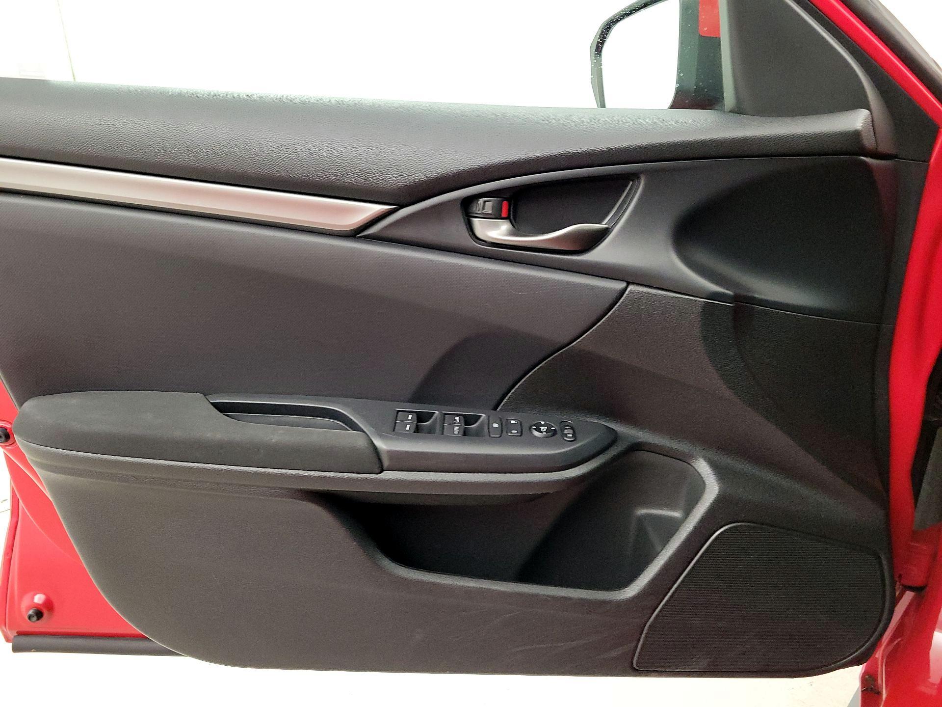 Thumbnail: 2019 Honda Civic - 12