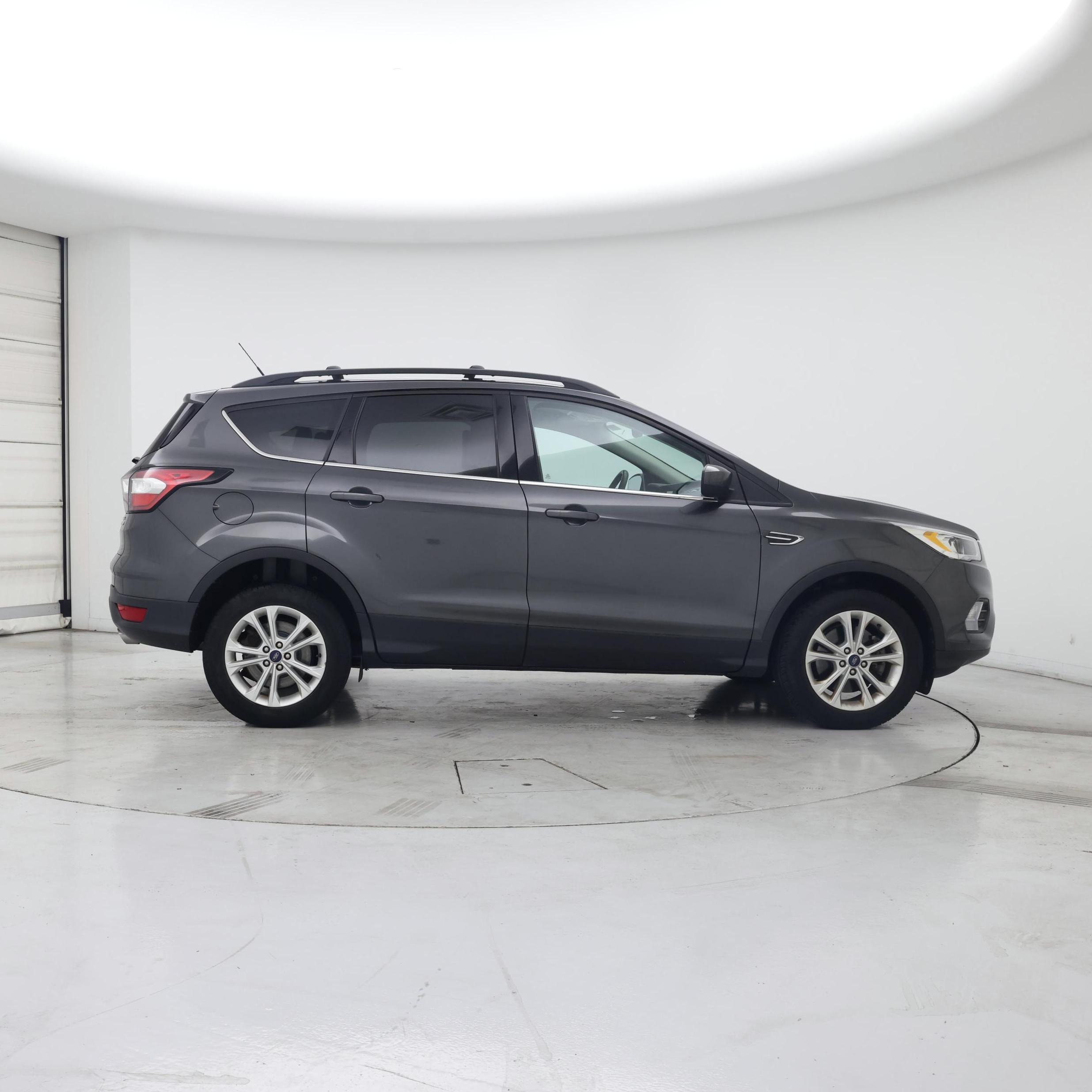 Thumbnail: 2018 Ford Escape - 7