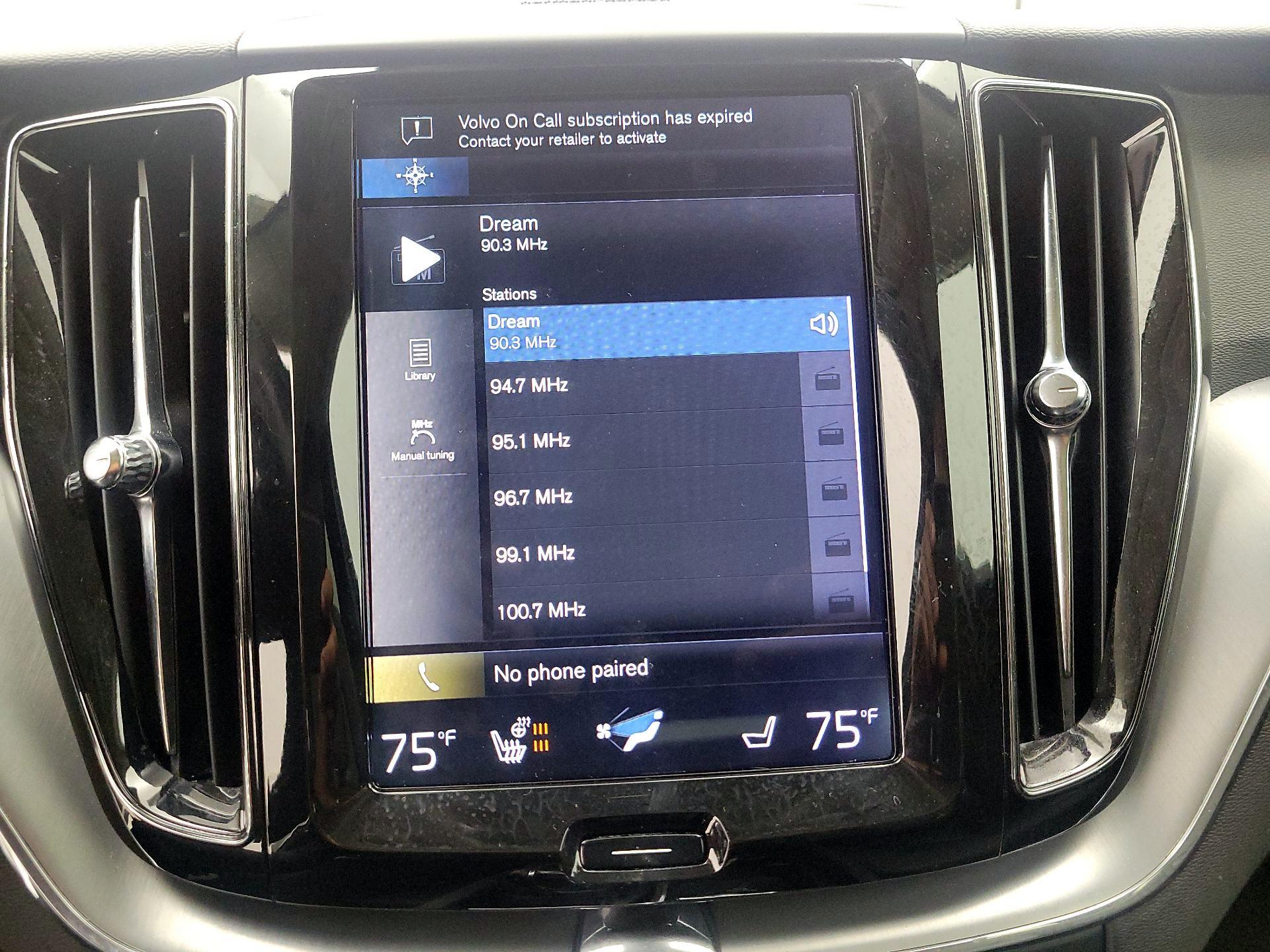 Thumbnail: 2019 Volvo XC60 - 16