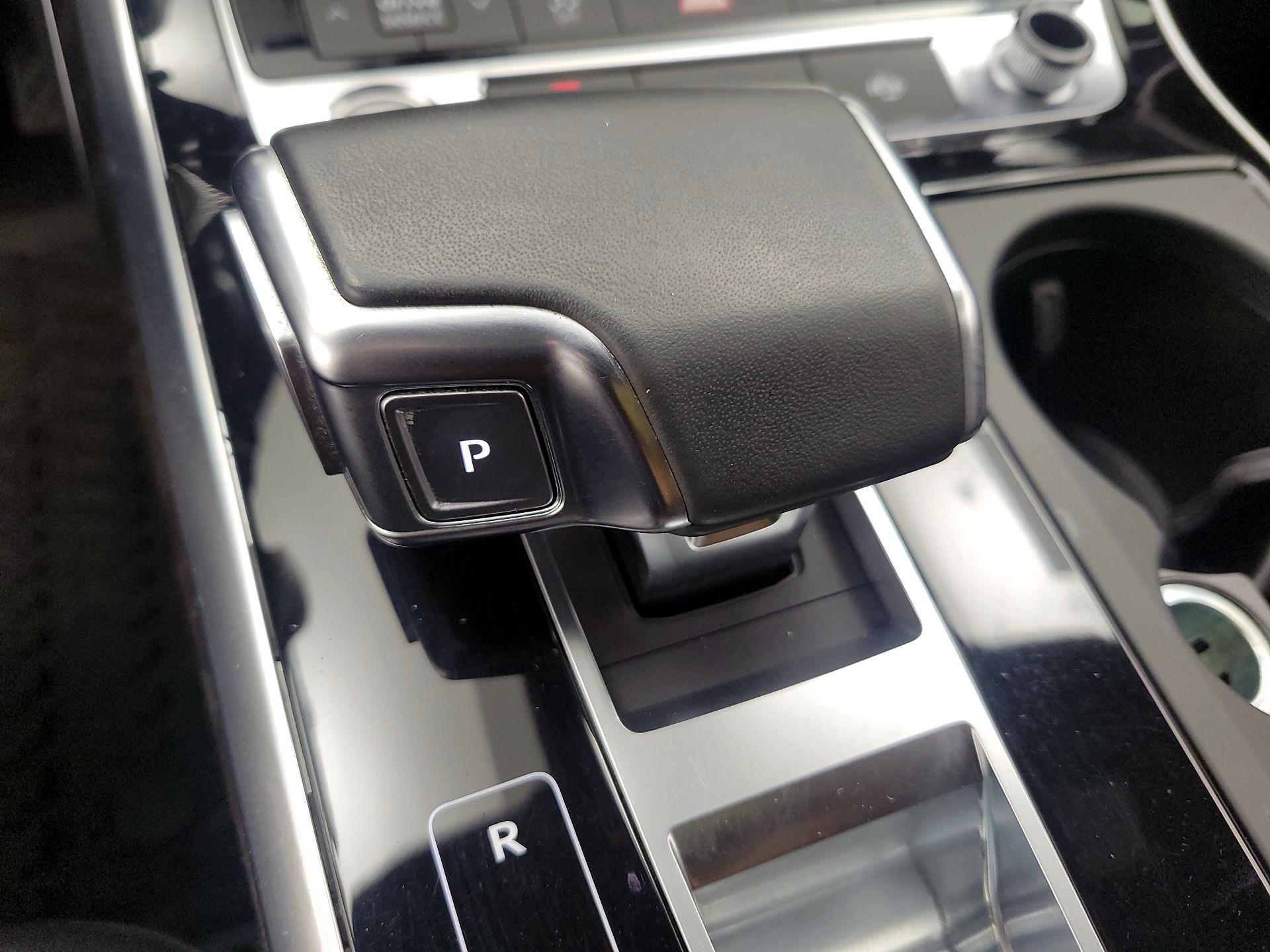 Thumbnail: 2021 Audi Q7 - 17