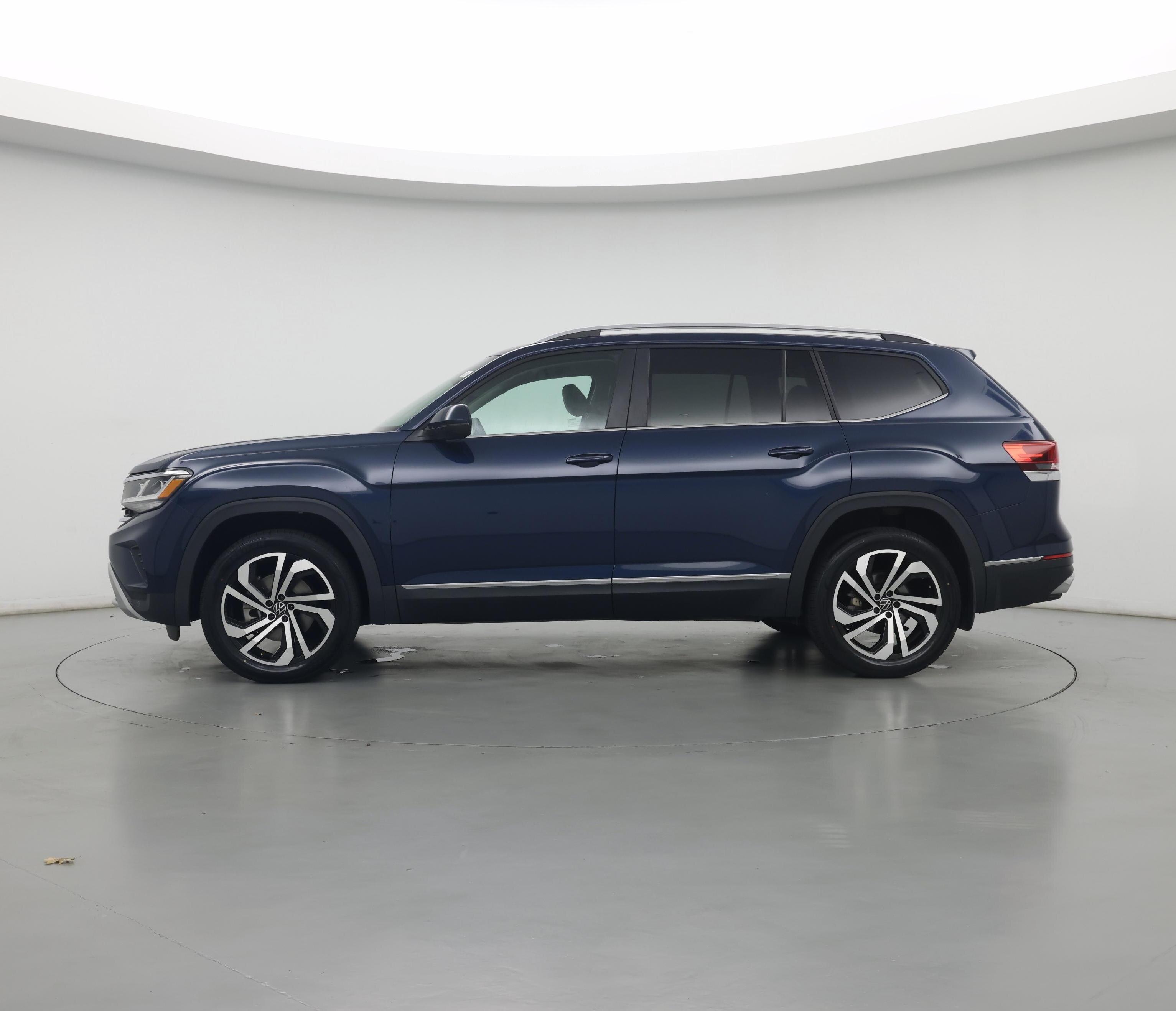 Thumbnail: 2022 Volkswagen Atlas - 3