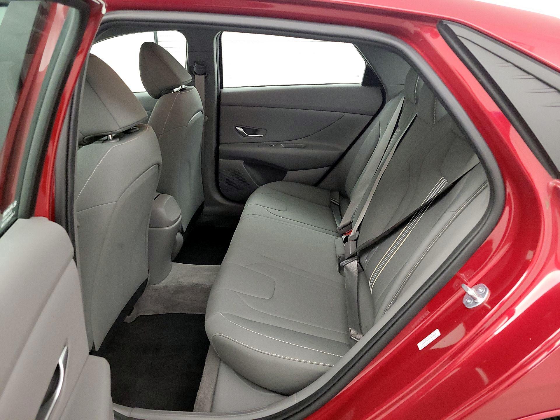 Thumbnail: 2023 Hyundai Elantra - 19