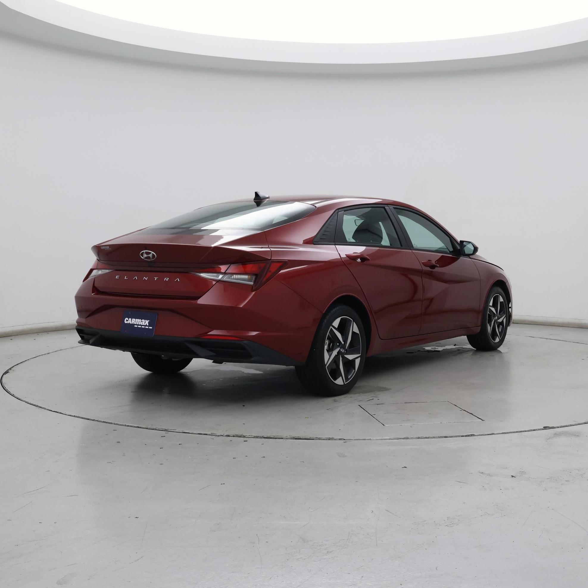 Thumbnail: 2023 Hyundai Elantra - 8