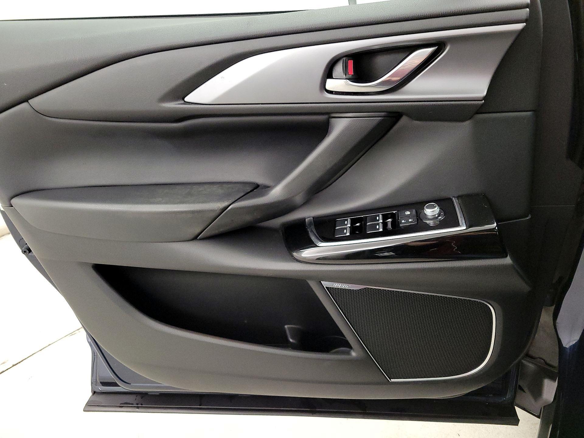 Thumbnail: 2022 Mazda CX-9 - 12