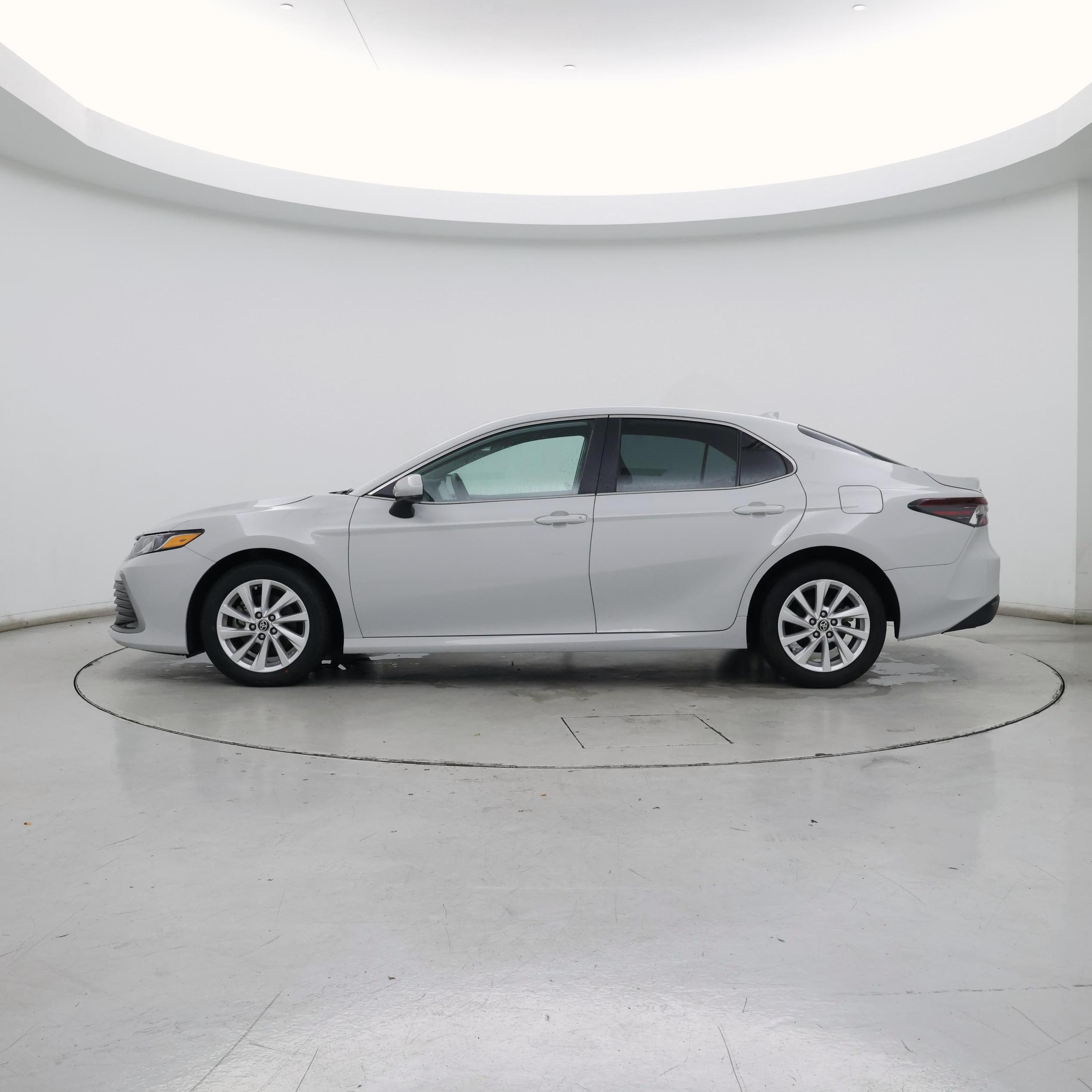Thumbnail: 2023 Toyota Camry - 3
