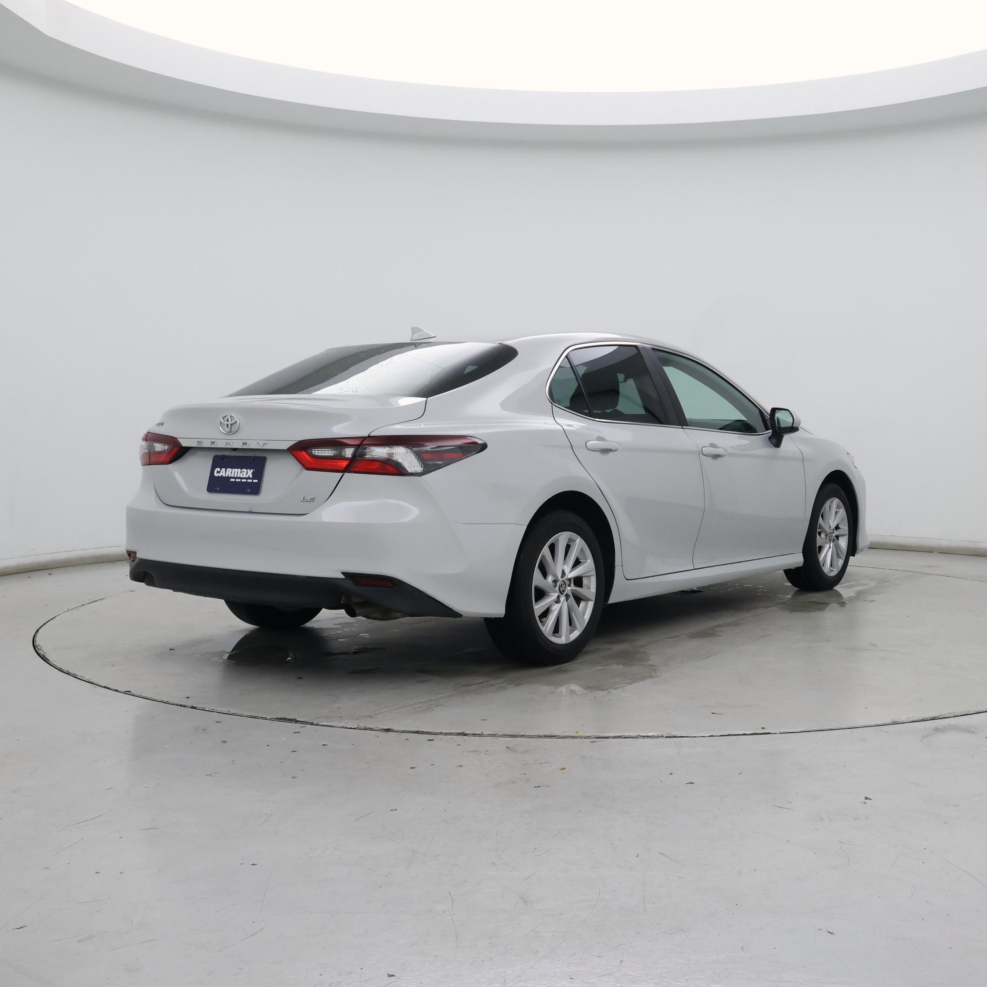 Thumbnail: 2023 Toyota Camry - 8