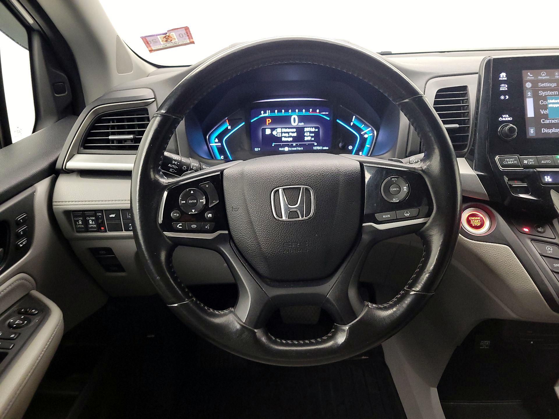 Thumbnail: 2018 Honda Odyssey - 10