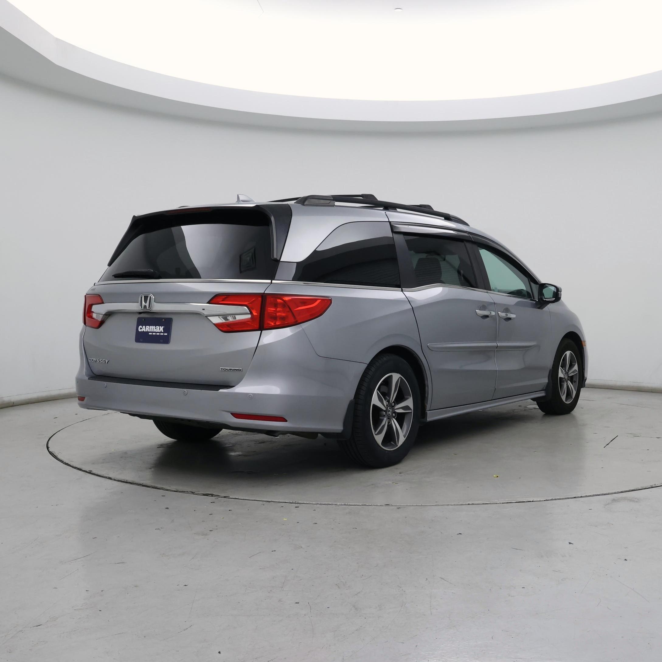 Thumbnail: 2018 Honda Odyssey - 8
