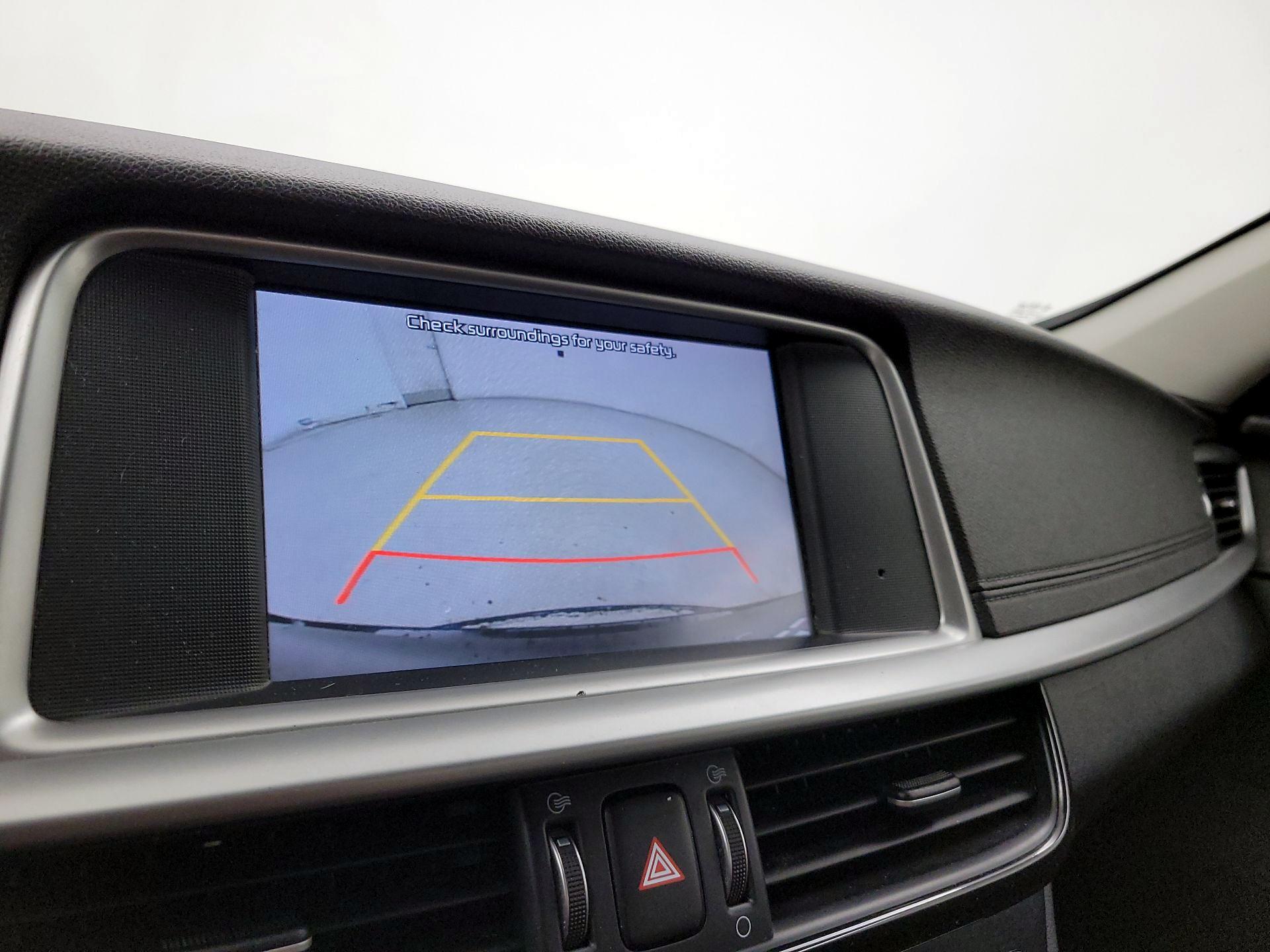 Thumbnail: 2019 Kia Optima - 14