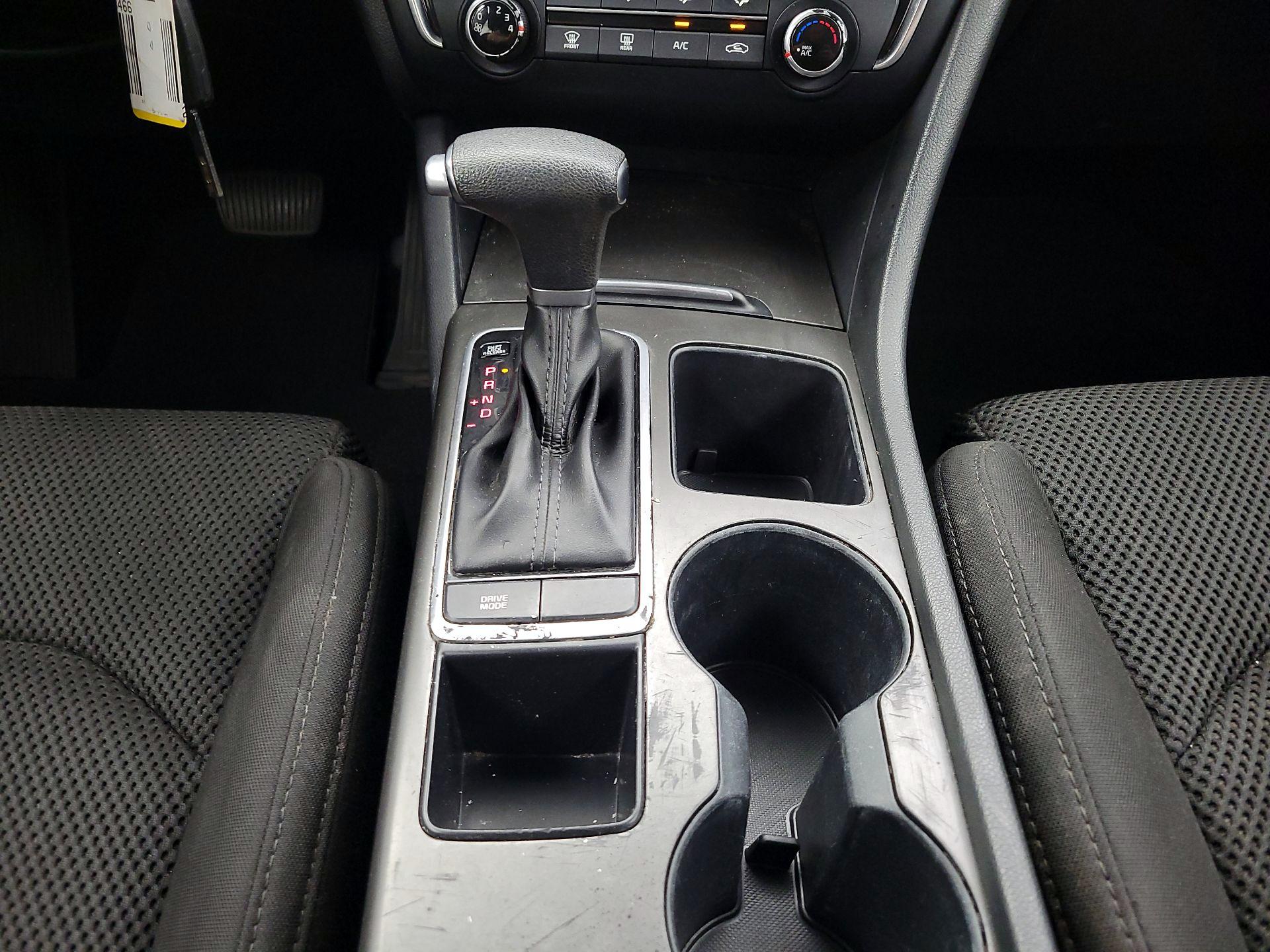 Thumbnail: 2019 Kia Optima - 17