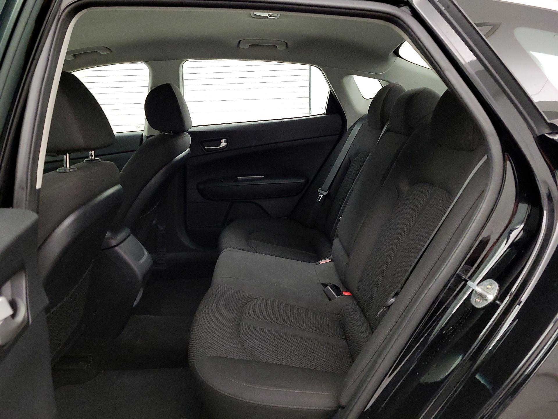 Thumbnail: 2019 Kia Optima - 19