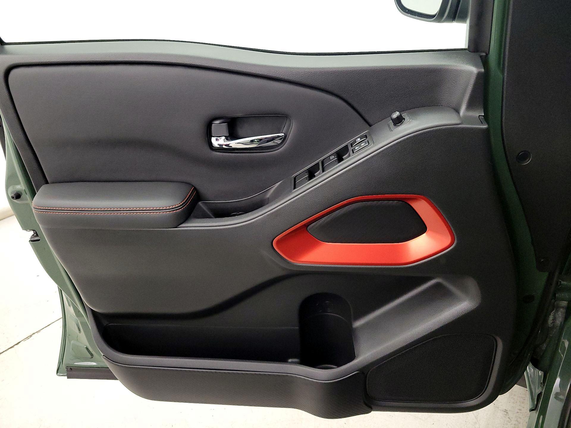 Thumbnail: 2024 Nissan Frontier - 12