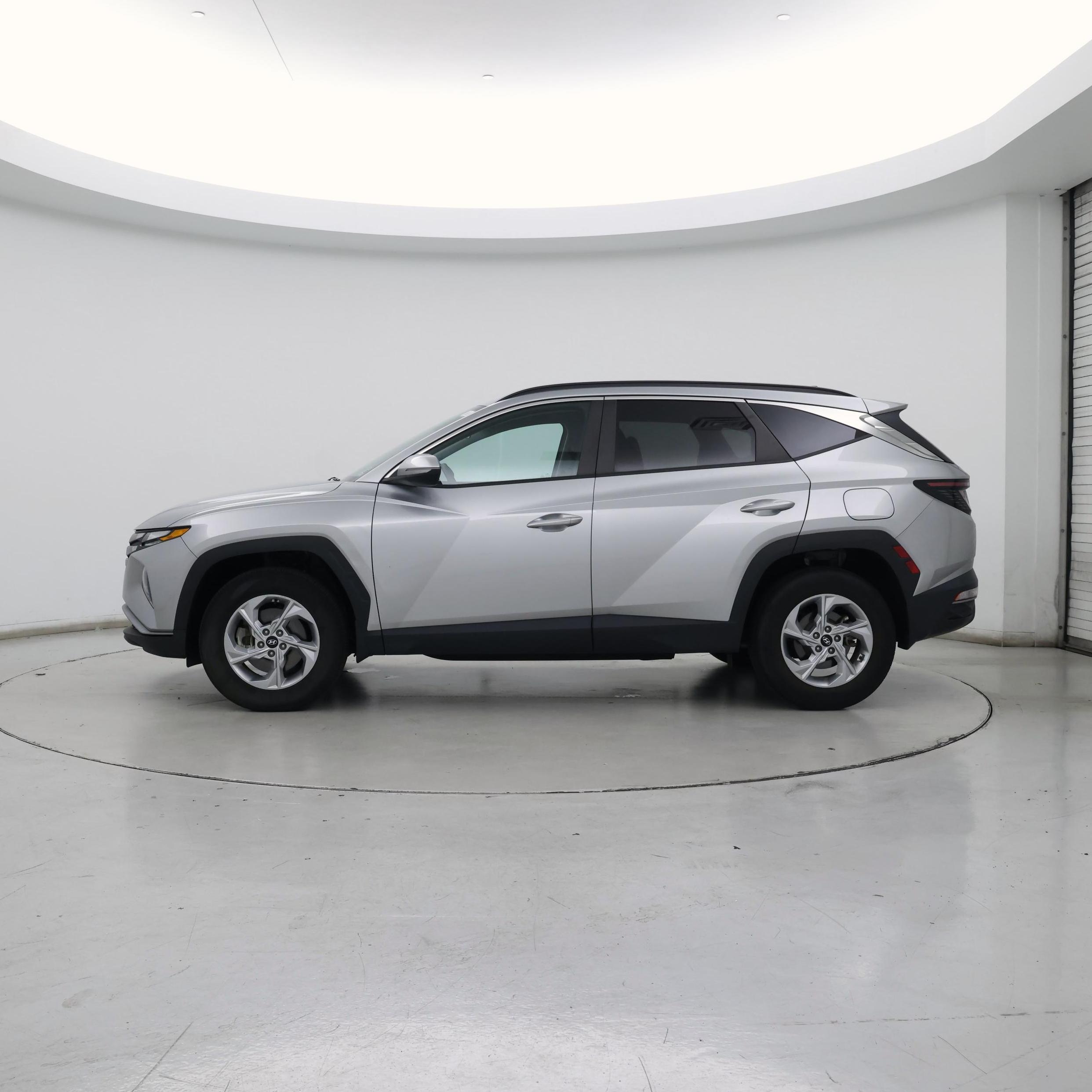 Thumbnail: 2023 Hyundai Tucson - 3