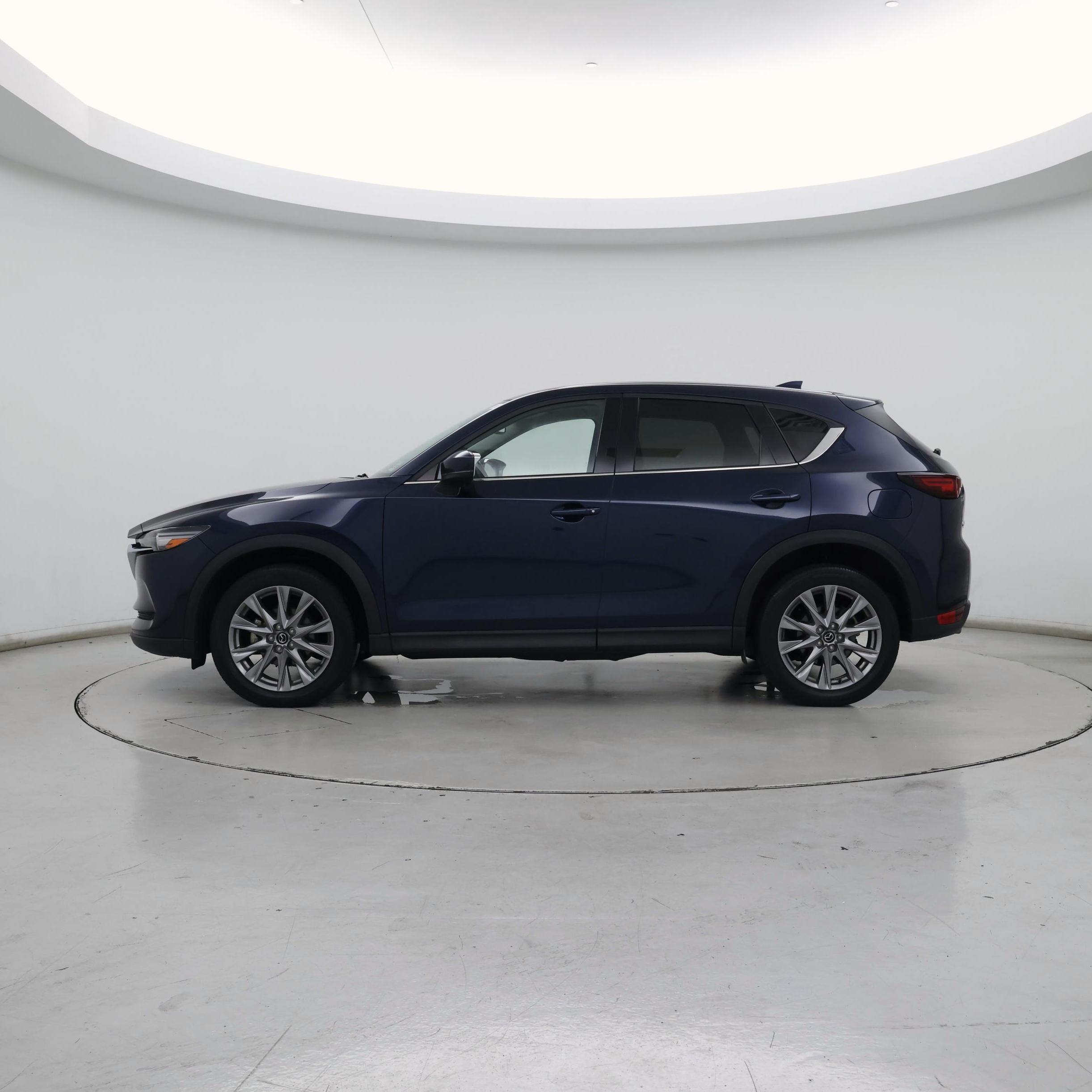 Thumbnail: 2021 Mazda CX-5 - 3