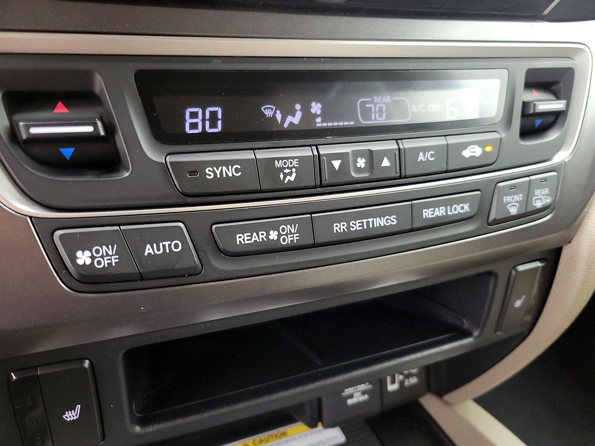 Thumbnail: 2022 Honda Pilot - 16