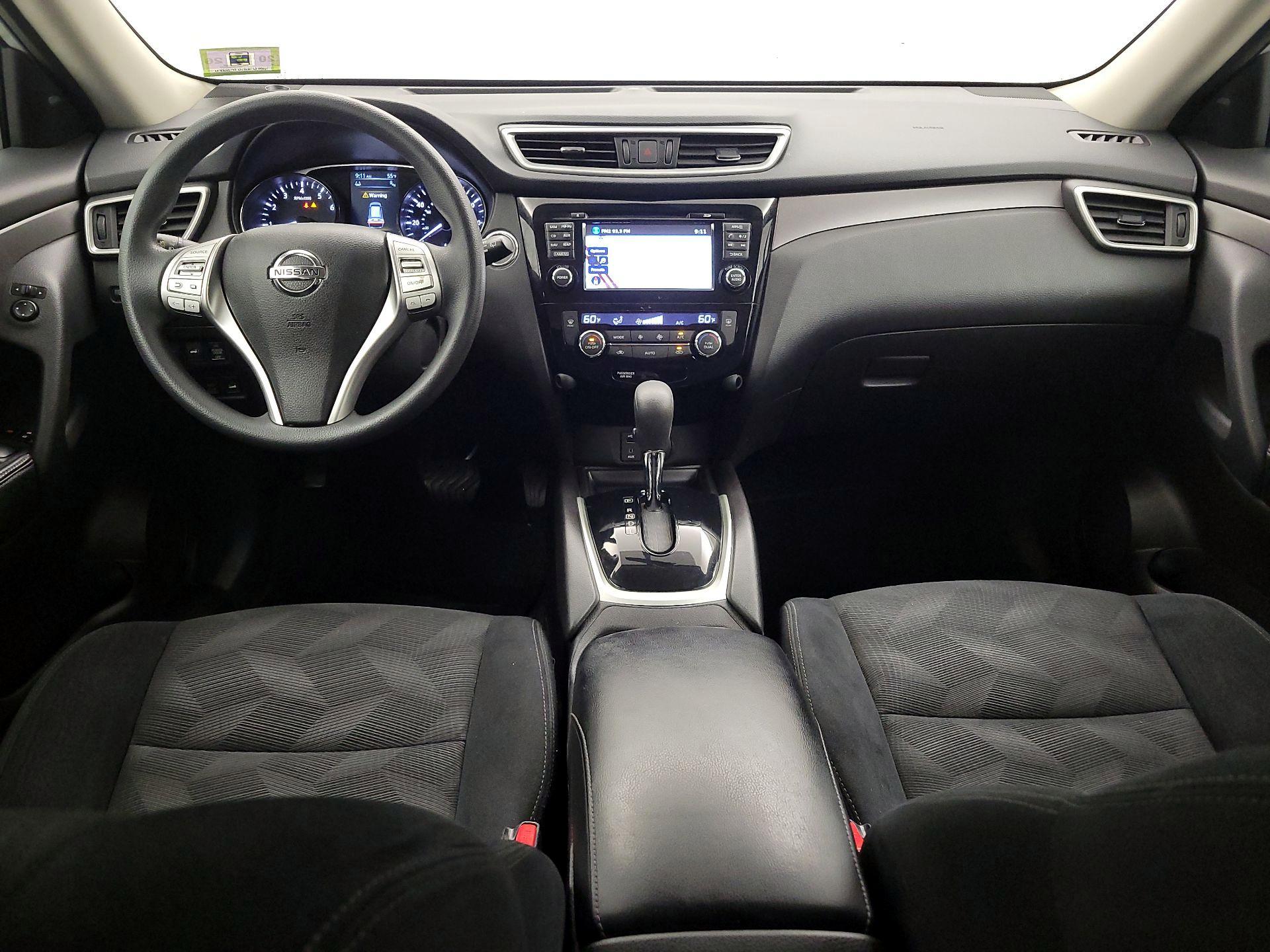 Thumbnail: 2015 Nissan Rogue - 9