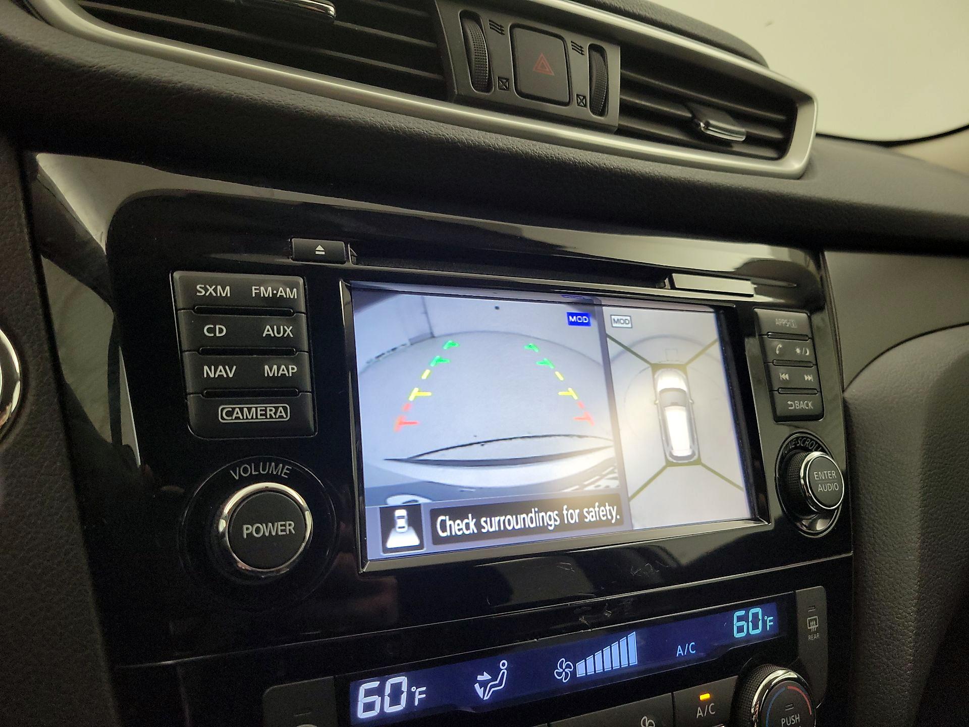 Thumbnail: 2015 Nissan Rogue - 15